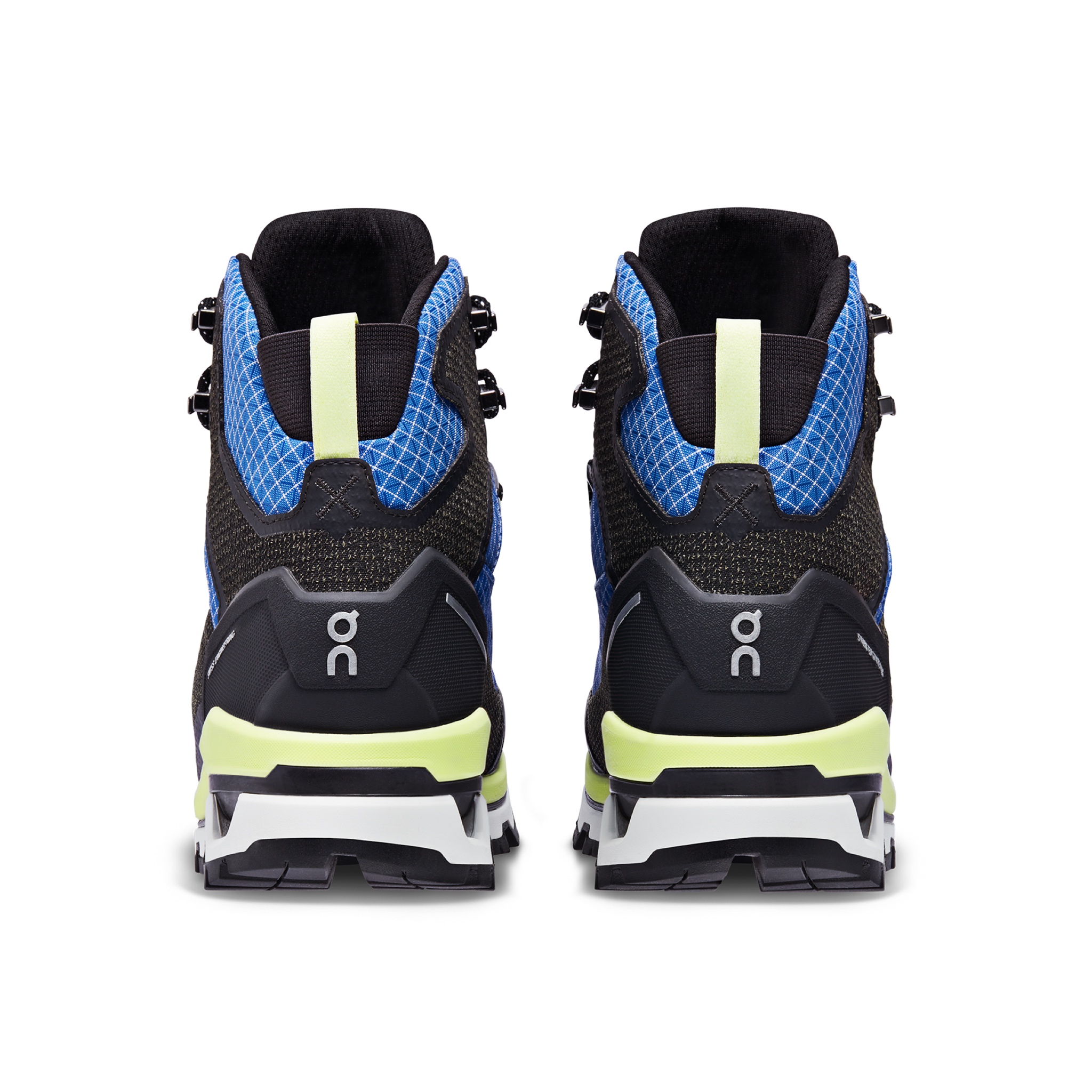 รองเท้าเดินป่า On CloudAlpine Waterproof (M8/8.5/9US)