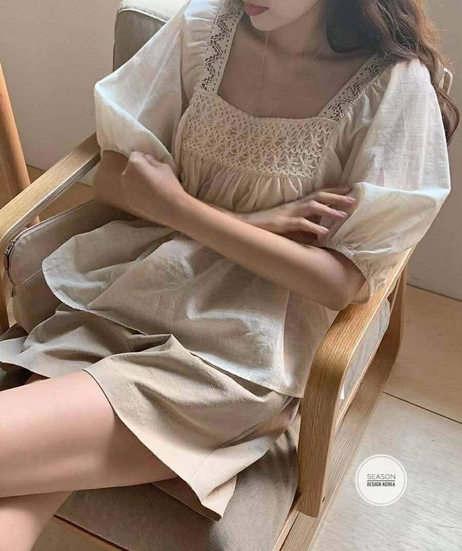 เสื้อสไตล์มินิมอล