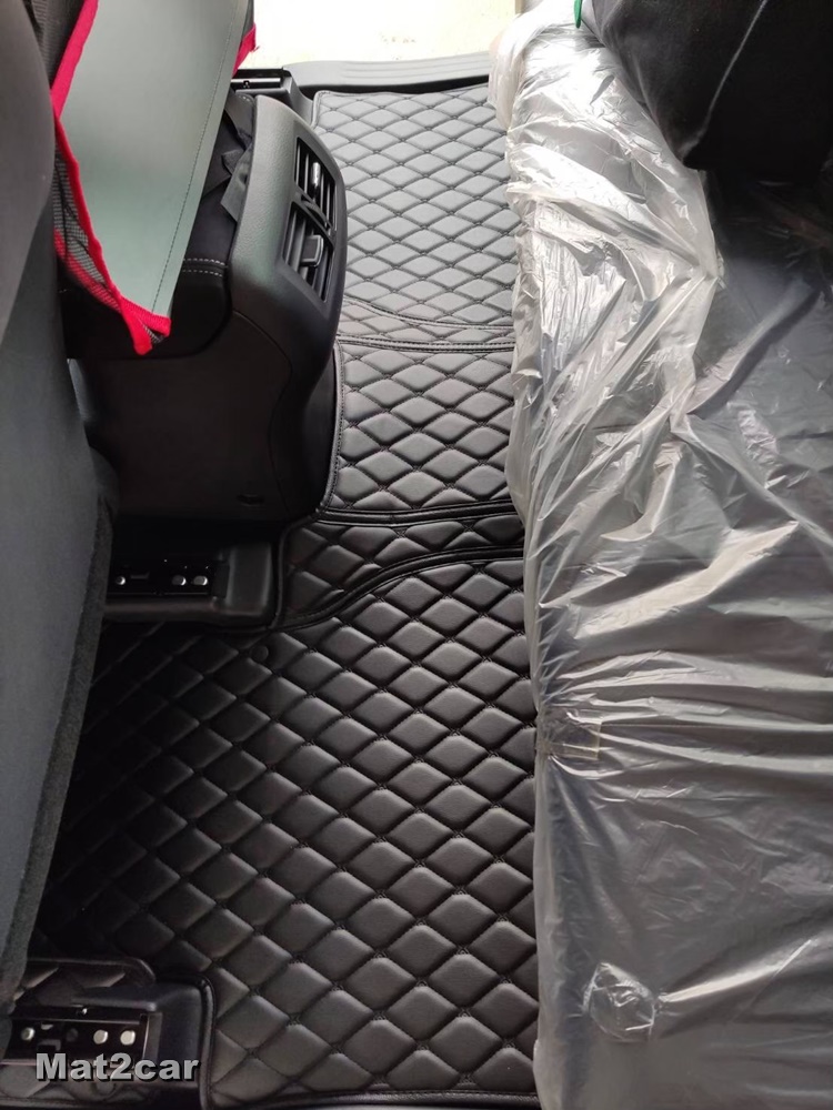 พรมปูพื้นรถยนต์6D NISSAN NAVARA NP-300 CAB พรม6D หนังpvcแท้ หนานุ่ม เกรดA เต็มคัน (3ชิ้น) st