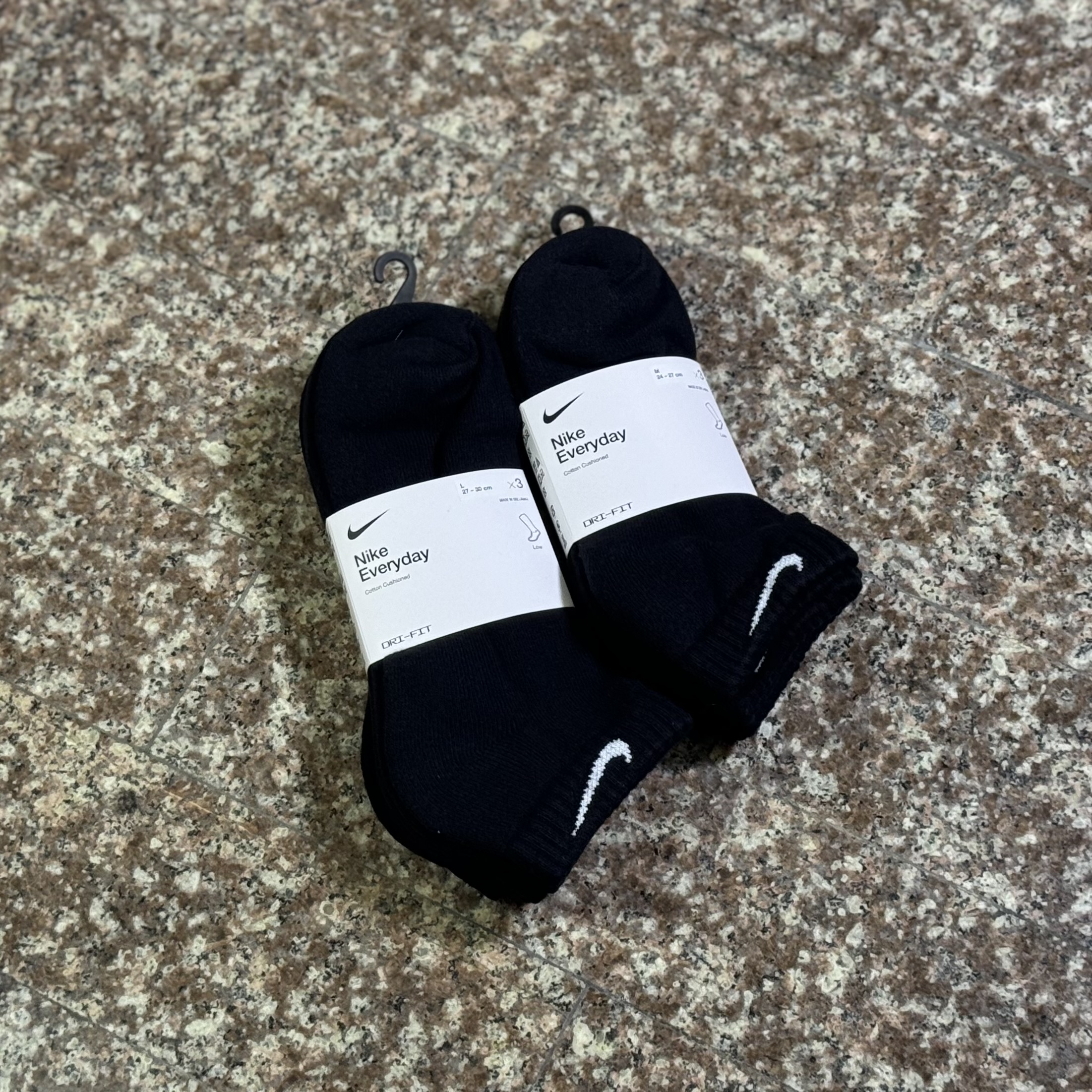 ถุงเท้า Nike EveryDay Cushioned Ankle Socks ‘Black’ #แพค3คู่ (M,L)