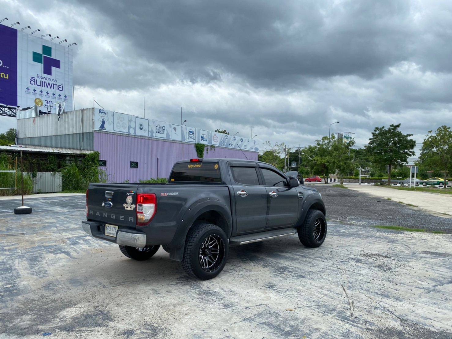 FORD ทรงเมกา ล้อเทพลึกสุดตาราง