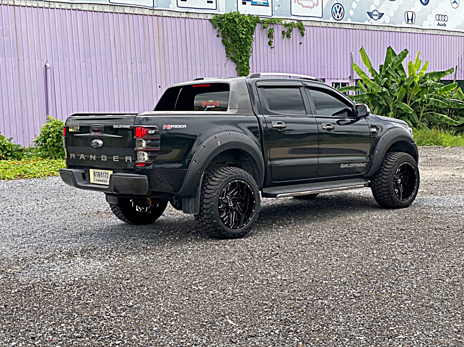 FORD WILDTRAK จัดทรงเมกาที่ STEP9