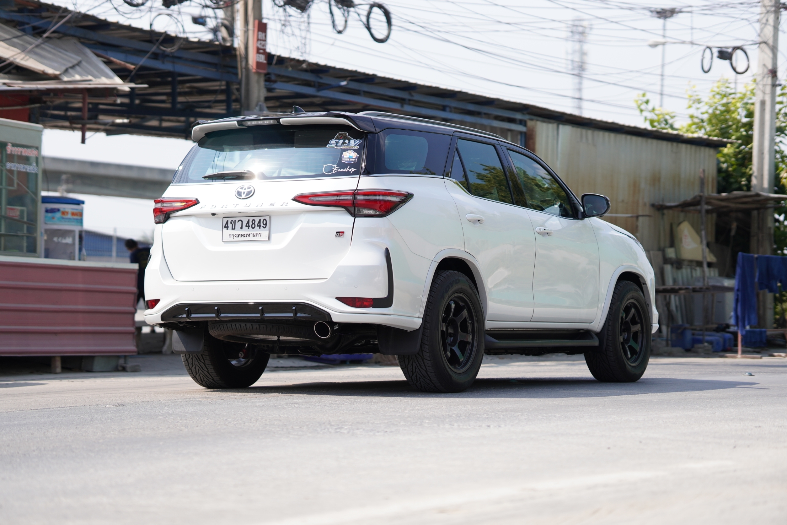 ท่อ HKS ใส่ FORTUNER ราคาพิเศษที่ STEP9