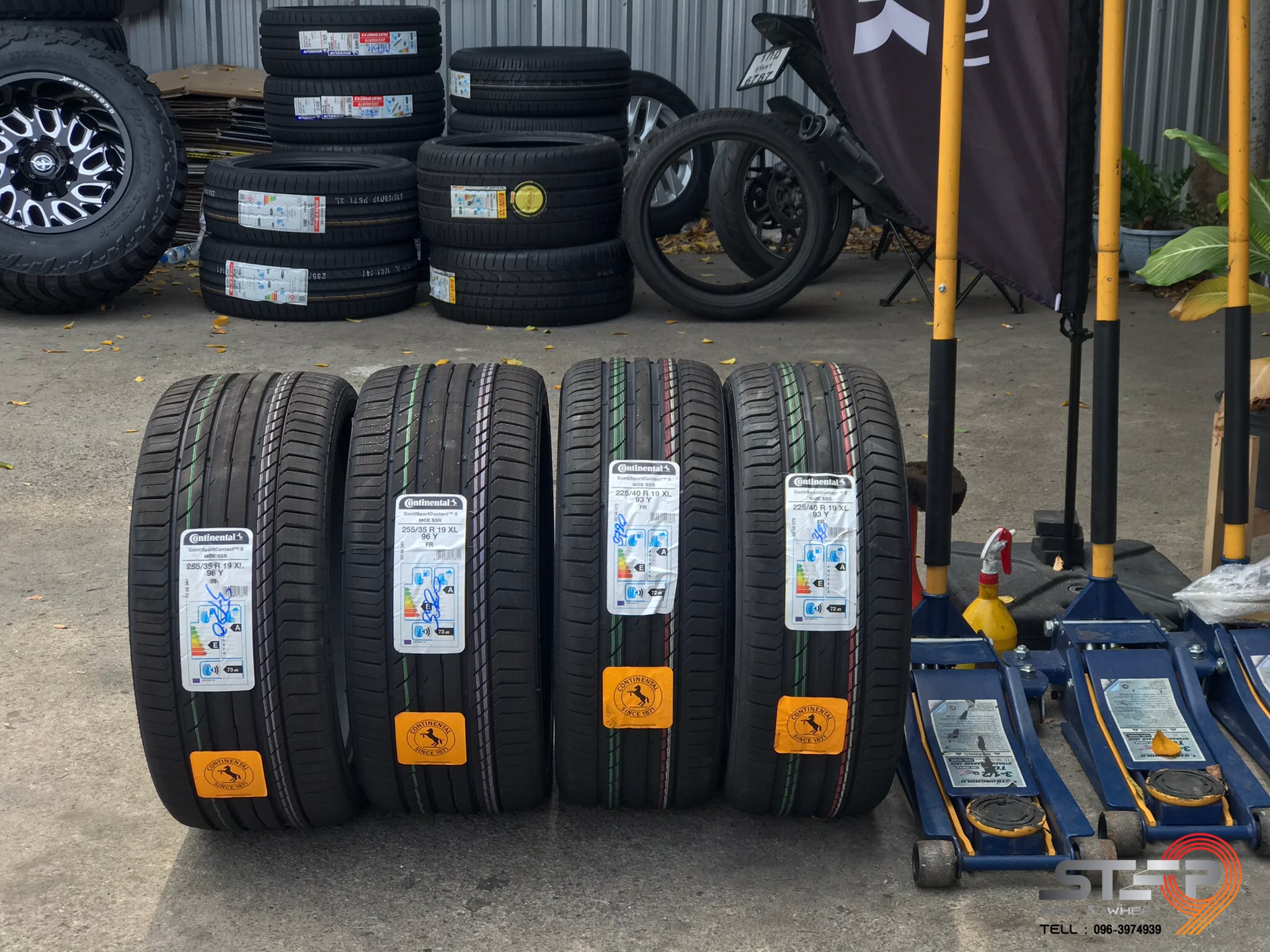 CONTINENTAL CONTACT5 SSR 225/40-19 ยาง RUNFLAT ราคาพิเศษ ที่ STEP9
