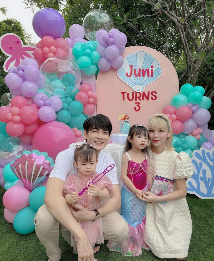 แบลคดรอปวันเกิดเด็ก ทีมเมอร์เมด โทนสีสดใสๆ น่ารักๆ