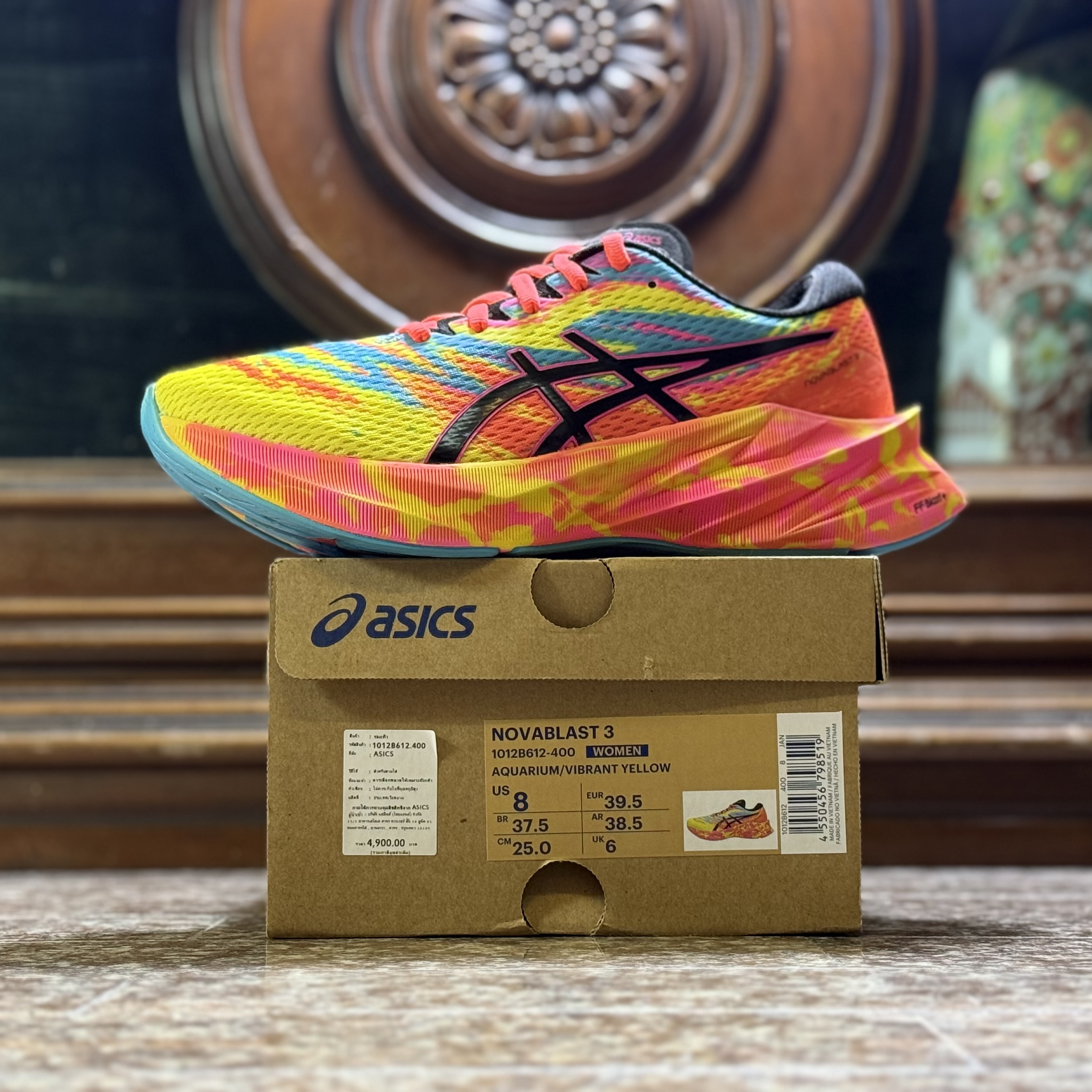 รองเท้าวิ่ง ASICS NovaBlast 3 ‘Multi’ (W8US)