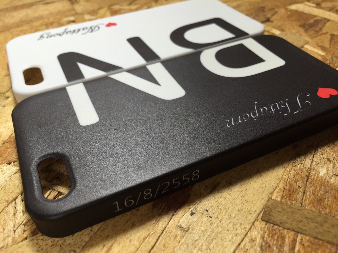 เคสสั่งทำ - ลายชื่อ ตัวอักษร