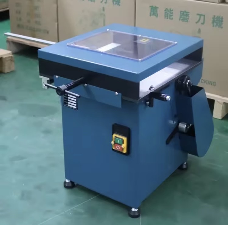 เครื่องตัดเข้มกระทุ้ง E-jecter pin cutting-off Machine