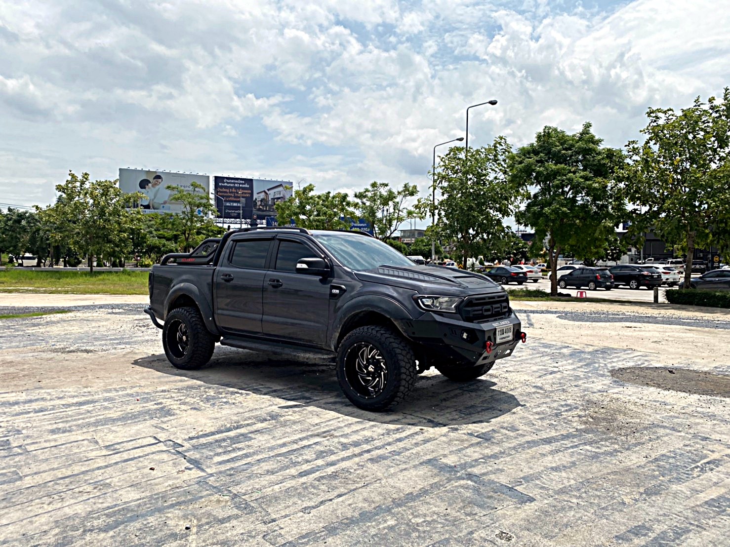 FORD จัดชุดใหม่ ทรงเมกาที่ STEP9