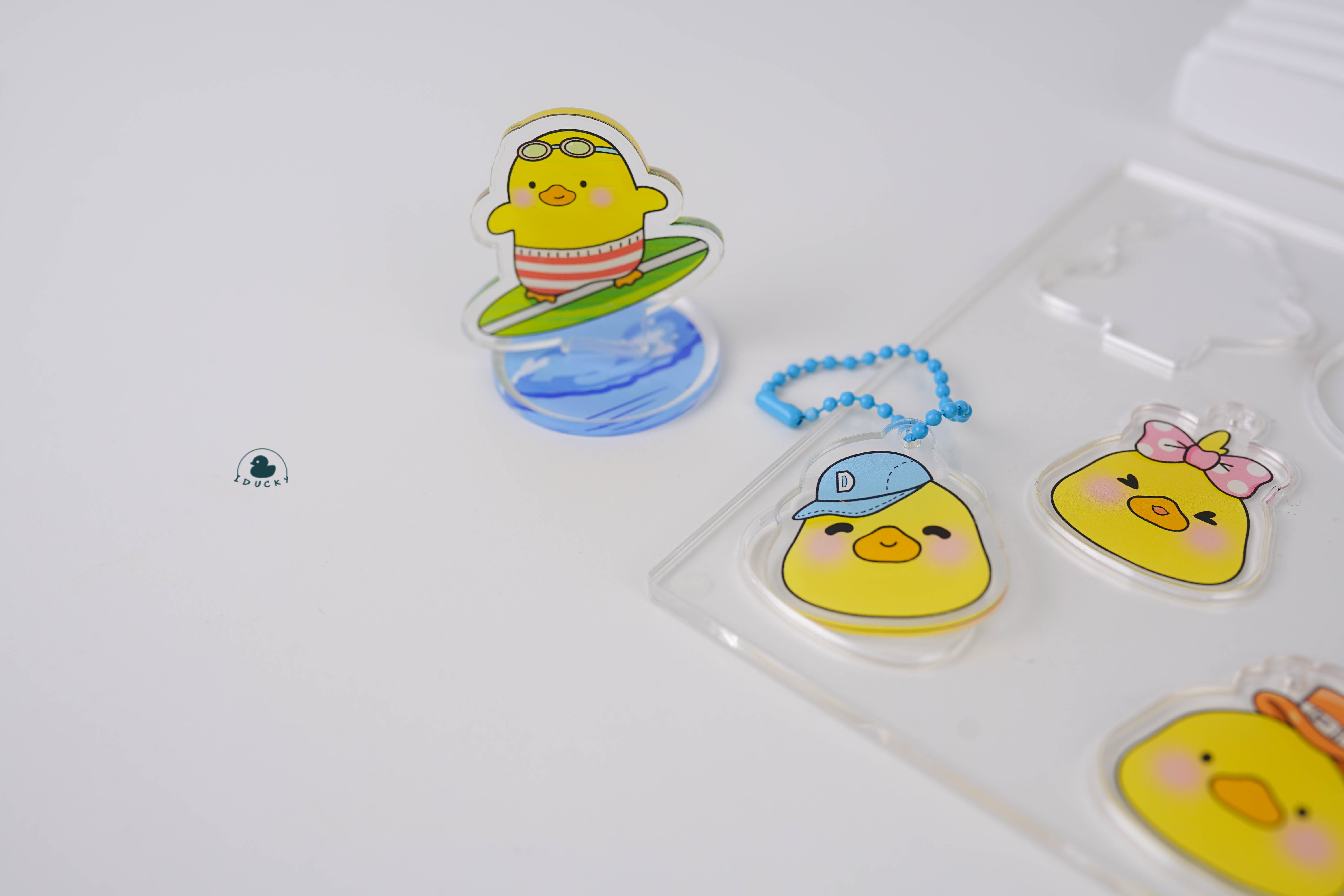รับทำ Acylic Kit