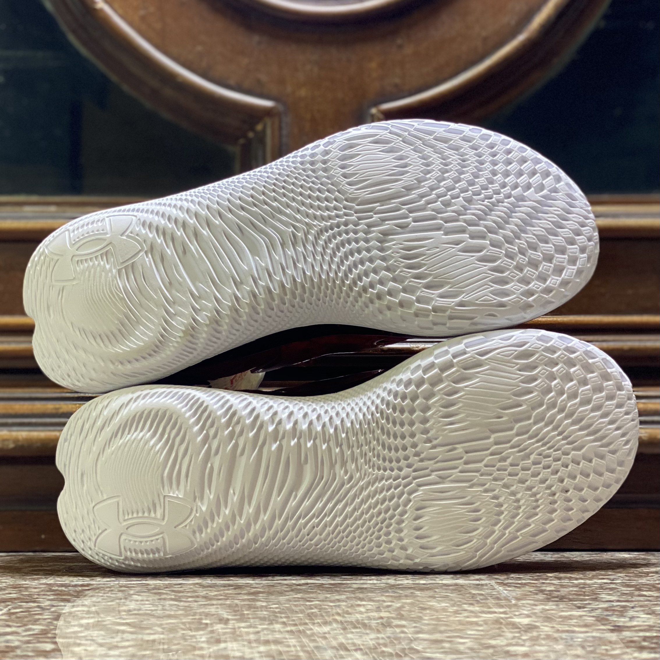 รองเท้า Under Armour Flow Velociti CNY ‘LIMITED’ (M8.5US)