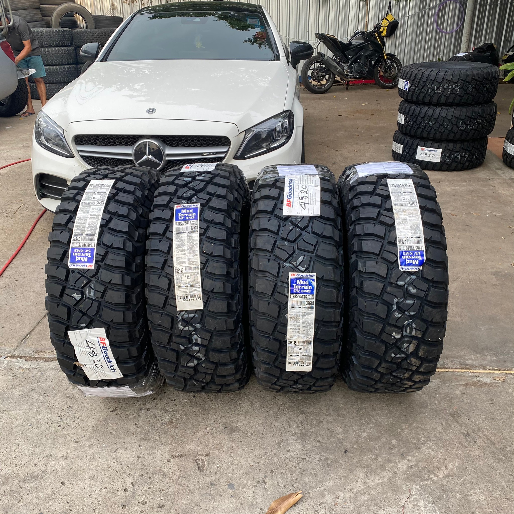 BF GOODRICH KM3 315/75-16 ราคาถูก ต้อง STEP9 เท่านั้น