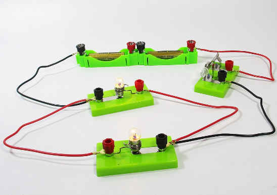 ชุดอุปกรณ์เรียนรู้วงจรไฟฟ้าเบื้องต้น สําหรับการเรียนรู้แบบSTEM ระดับประถมวัยขึ้นไป