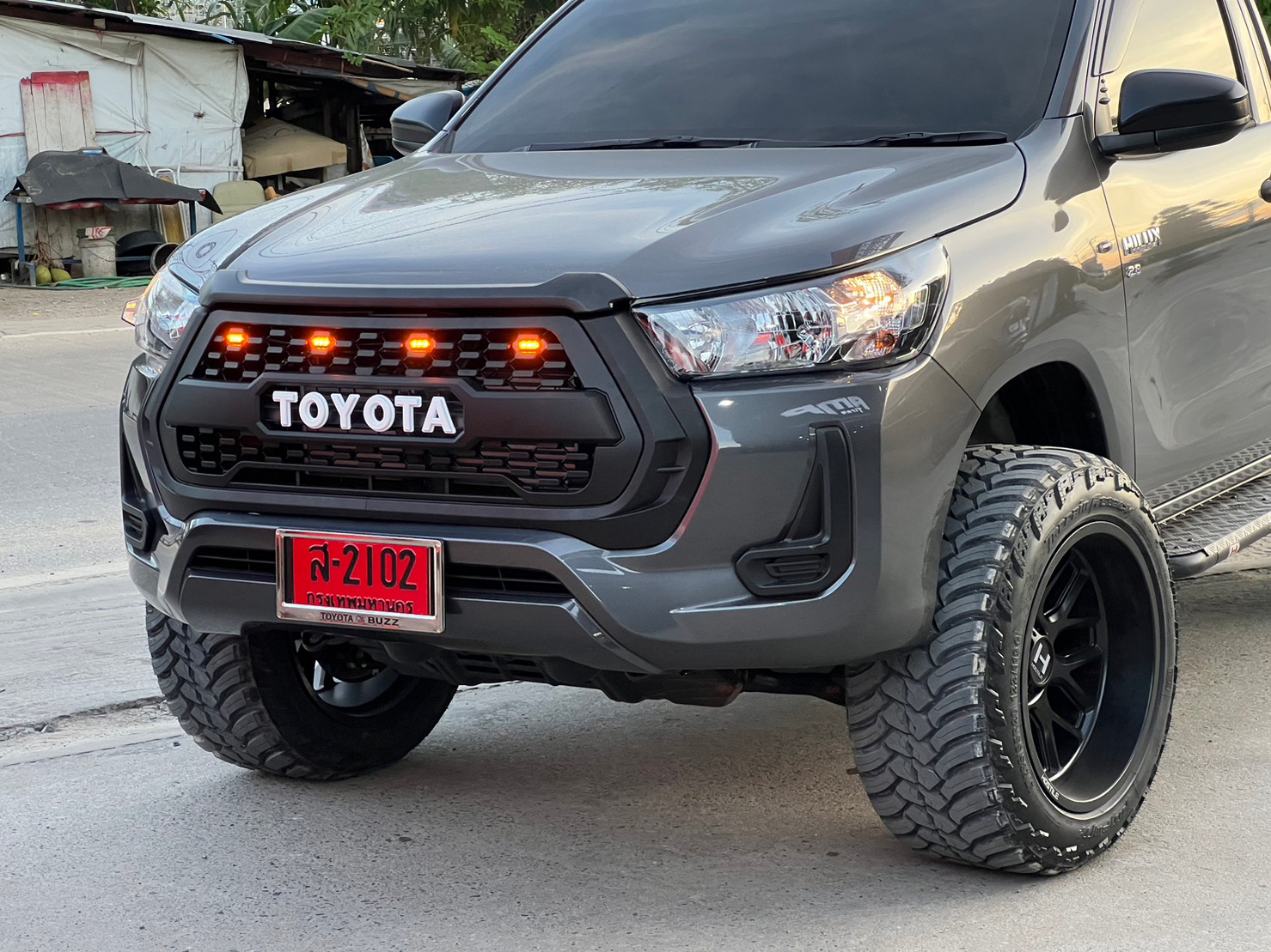 TOYOTA REVO หัวเดียว ทรงเมกา ที่ STEP9