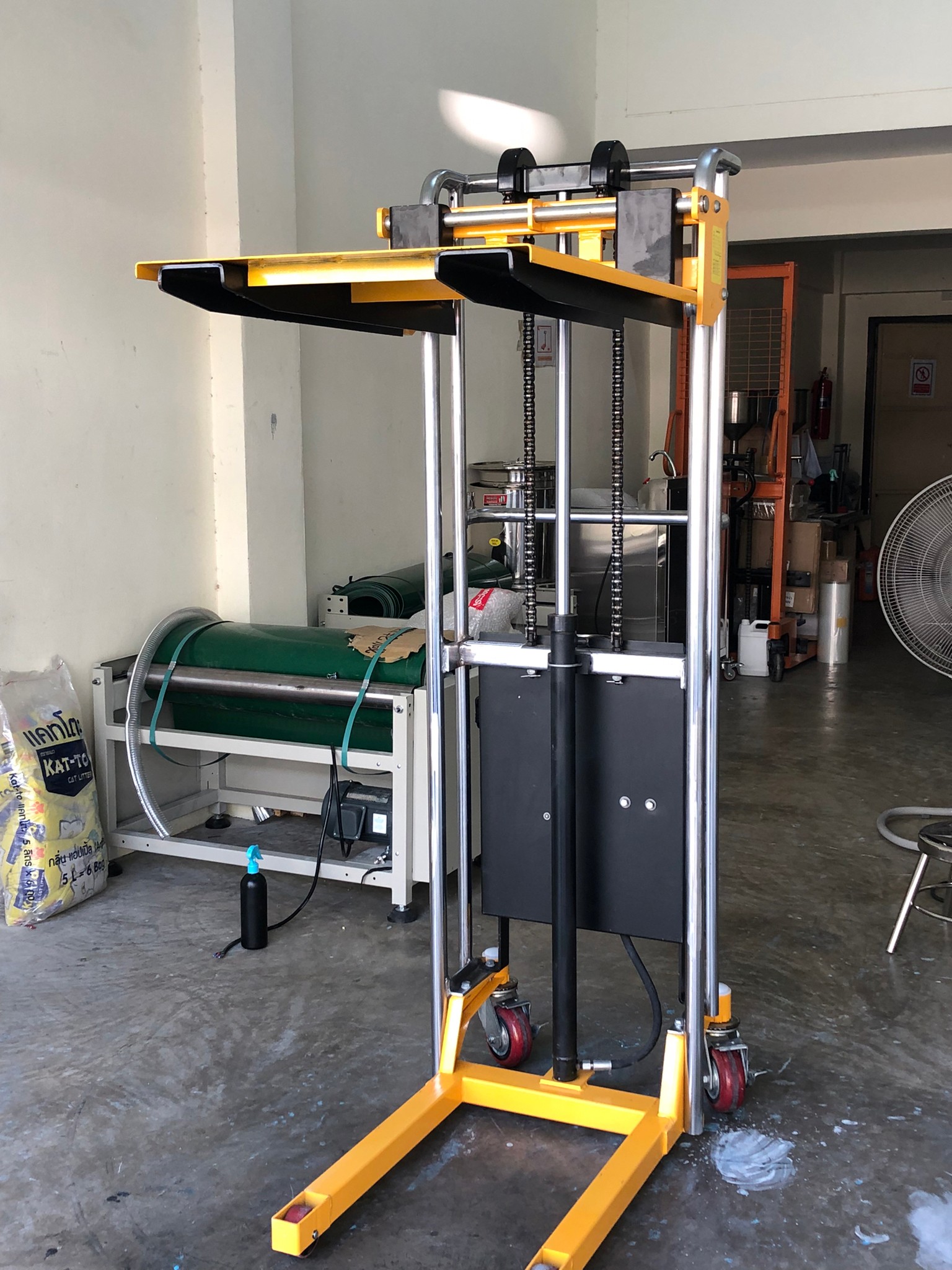 17316 รถยกไฟฟ้า Forklift mini 400kg. stacker ไฟฟ้า