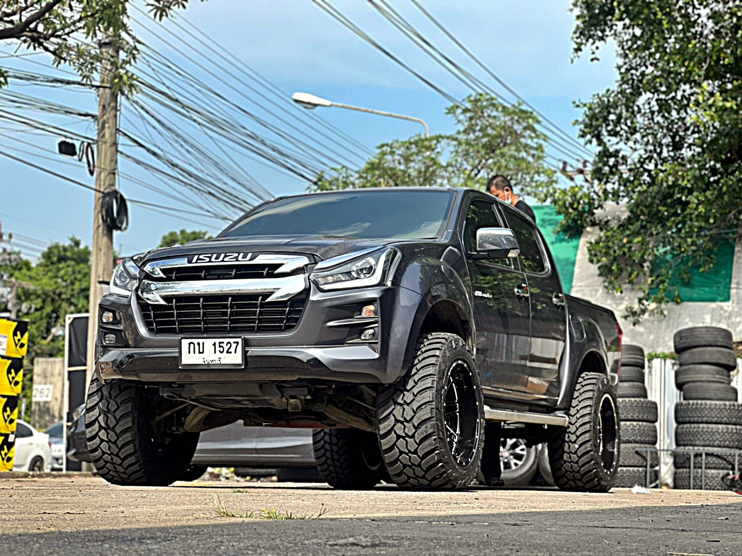 D_MAX_จองคิวมาจากจันทบุรี ทำทรงเมกาที่ STEP9