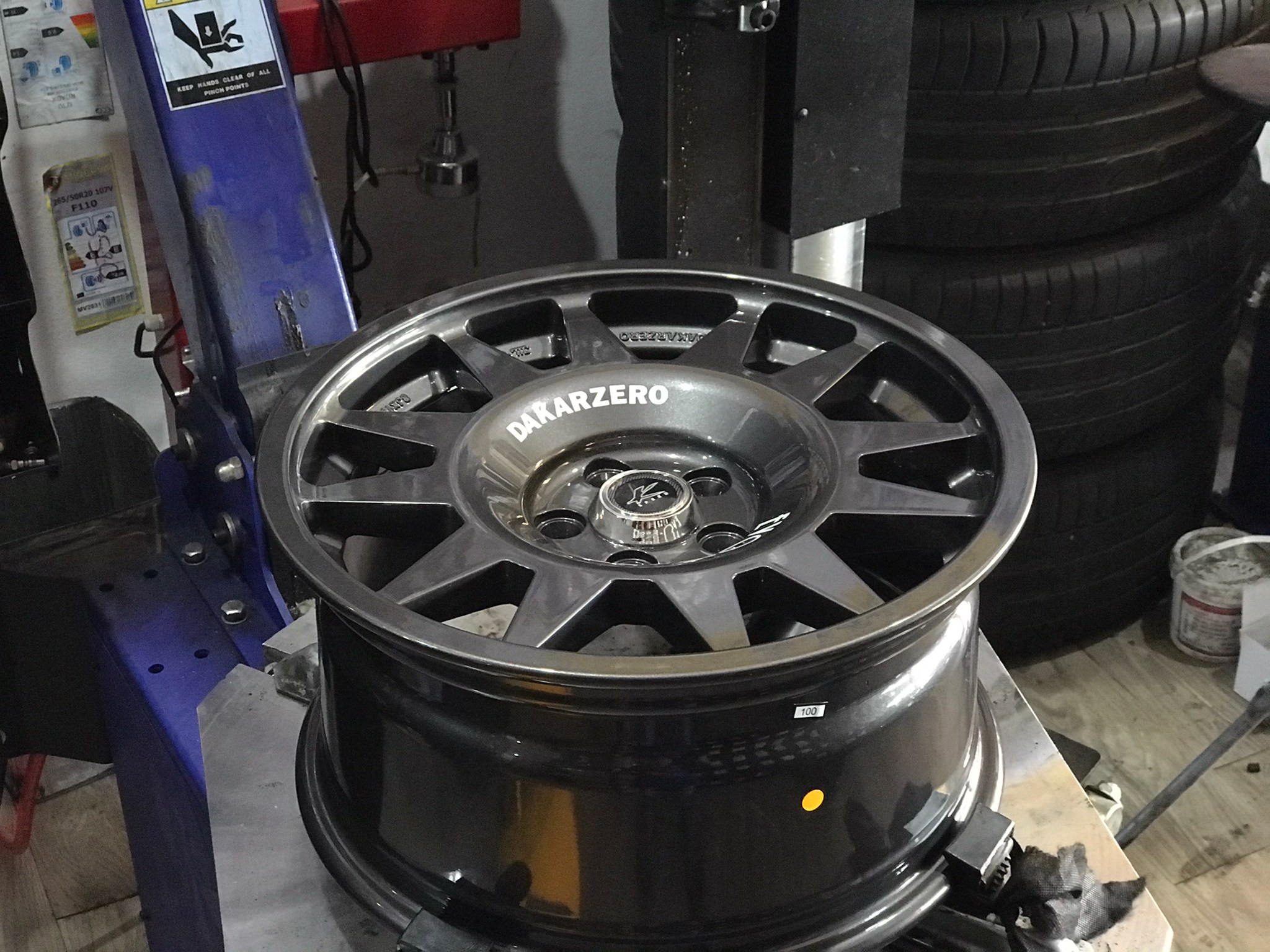 EVO ขอบ16 แนะนำ ล้อเบา ราคาพิเศษ กว้าง8.0 ออฟ35 PCD5/100