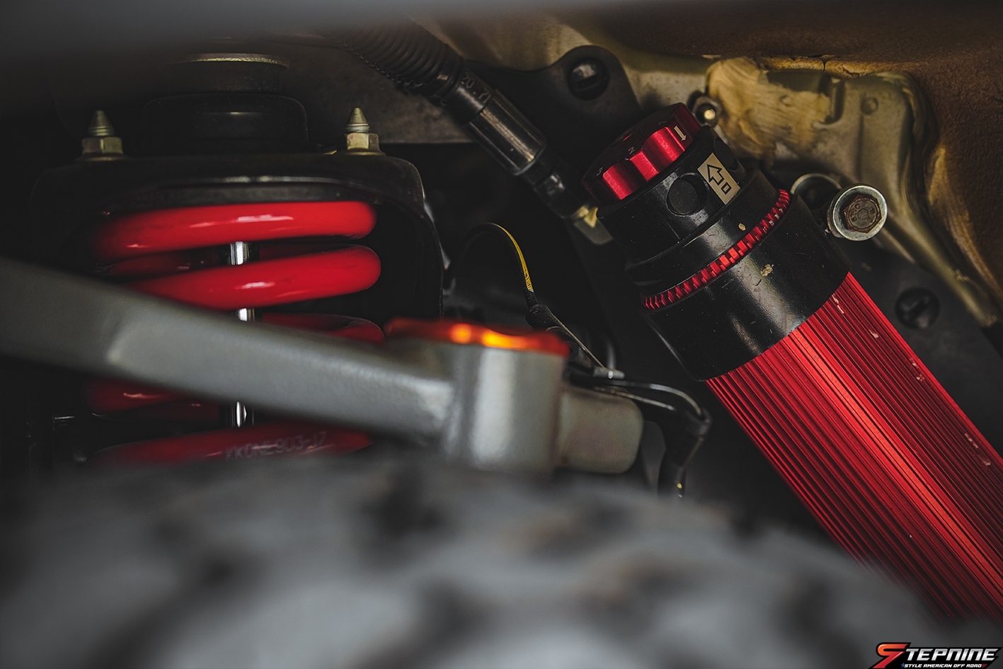 TOYOTA REVO ทรงเมกา