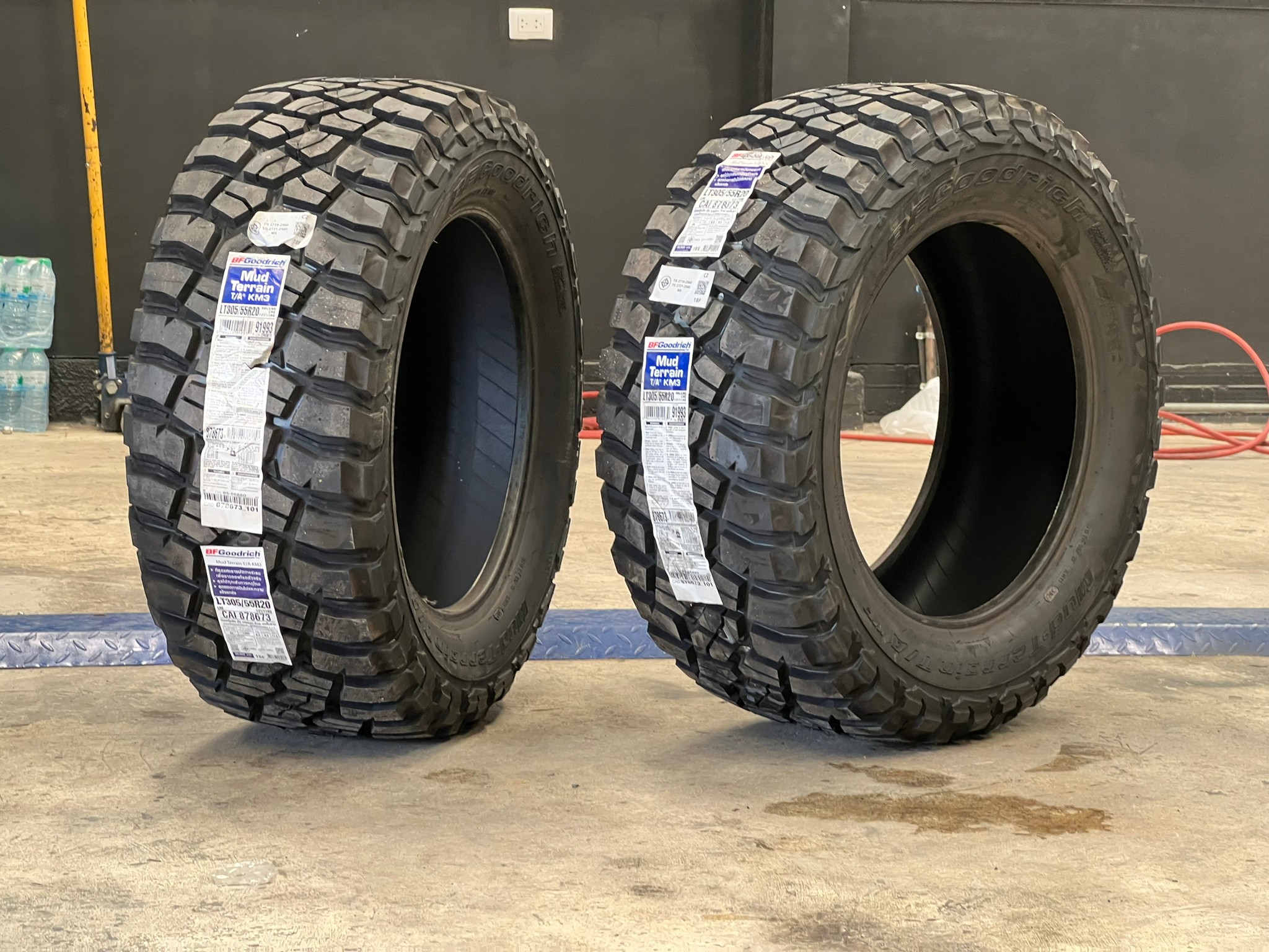 BF 305/55-20 KM3 usa ราคาถูกที่นี่