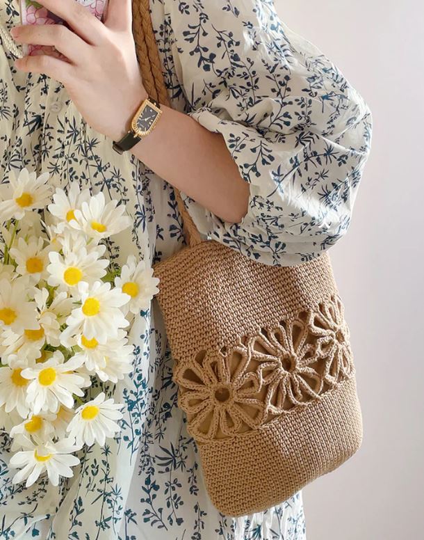 กระเป๋าเชือกถัก ฉลุลายดอกไม้ แฮนด์เมด ทรงน่ารัก 💐