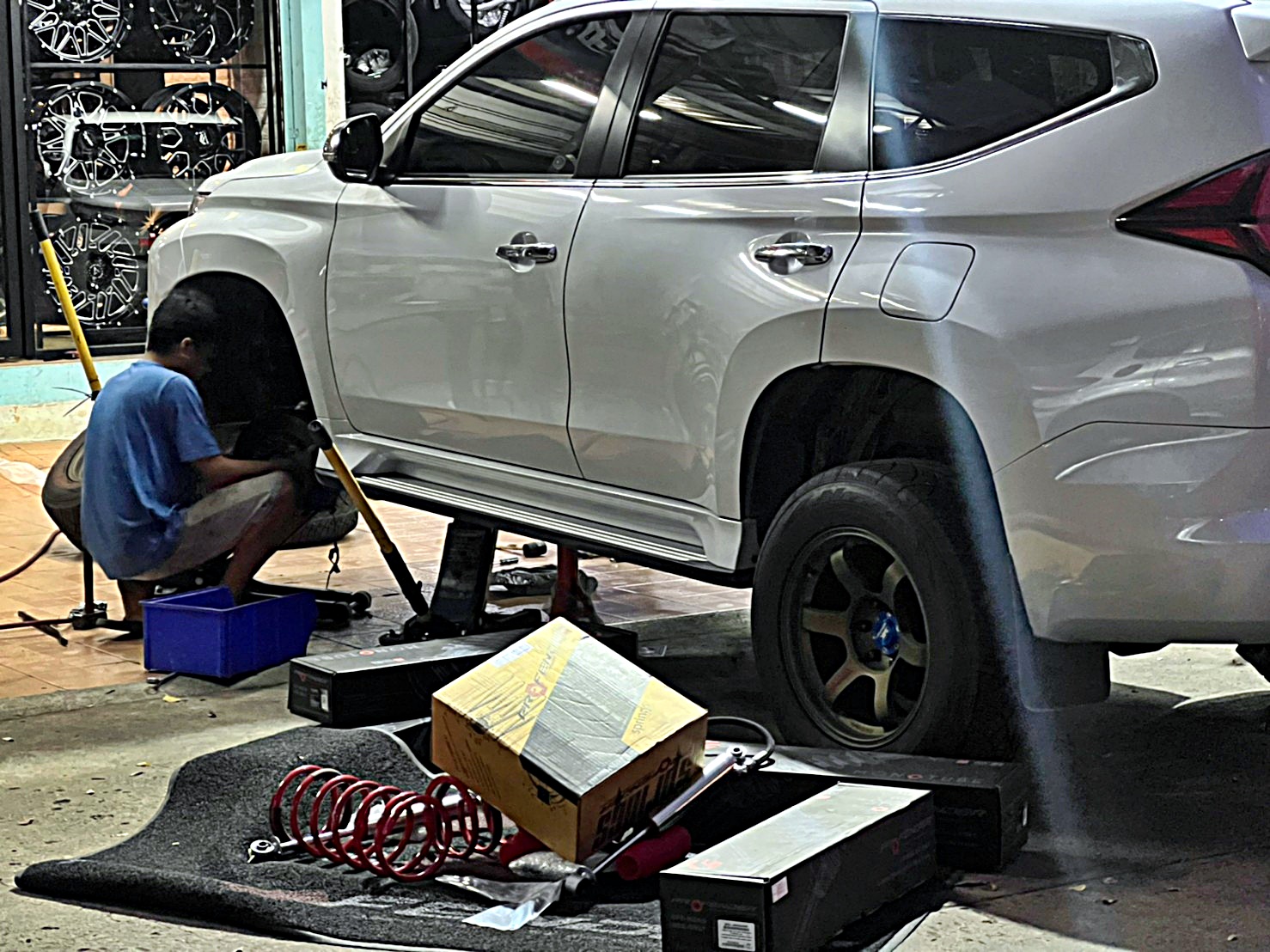 FORTUNER ทรงเมกา ล้อขอบ20 ที่ STEP9