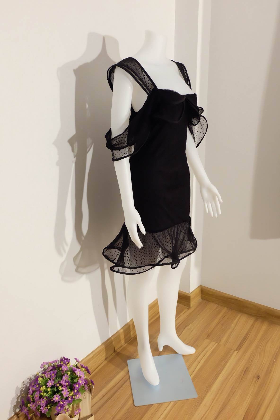 เดรสผ้ามุ้ง