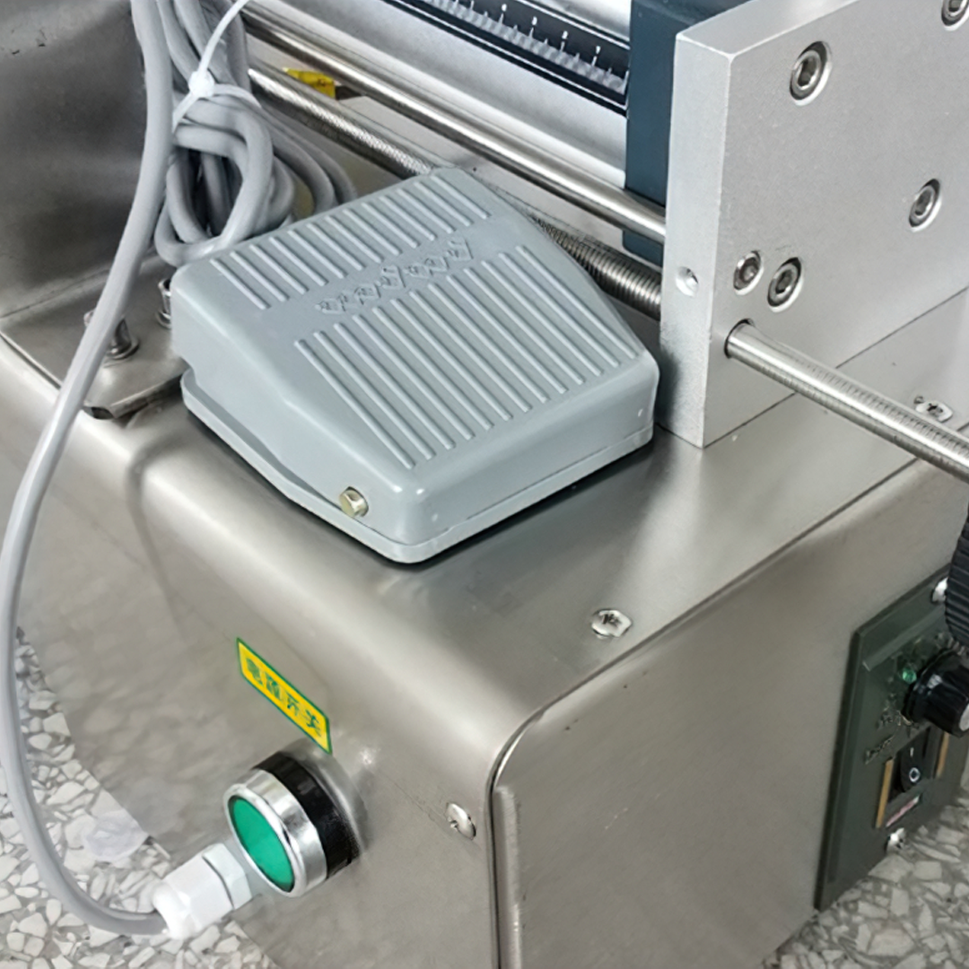 14128 LT-500 เครื่องบรรจุซอส โลชั่น ตัวถังแนวนอน