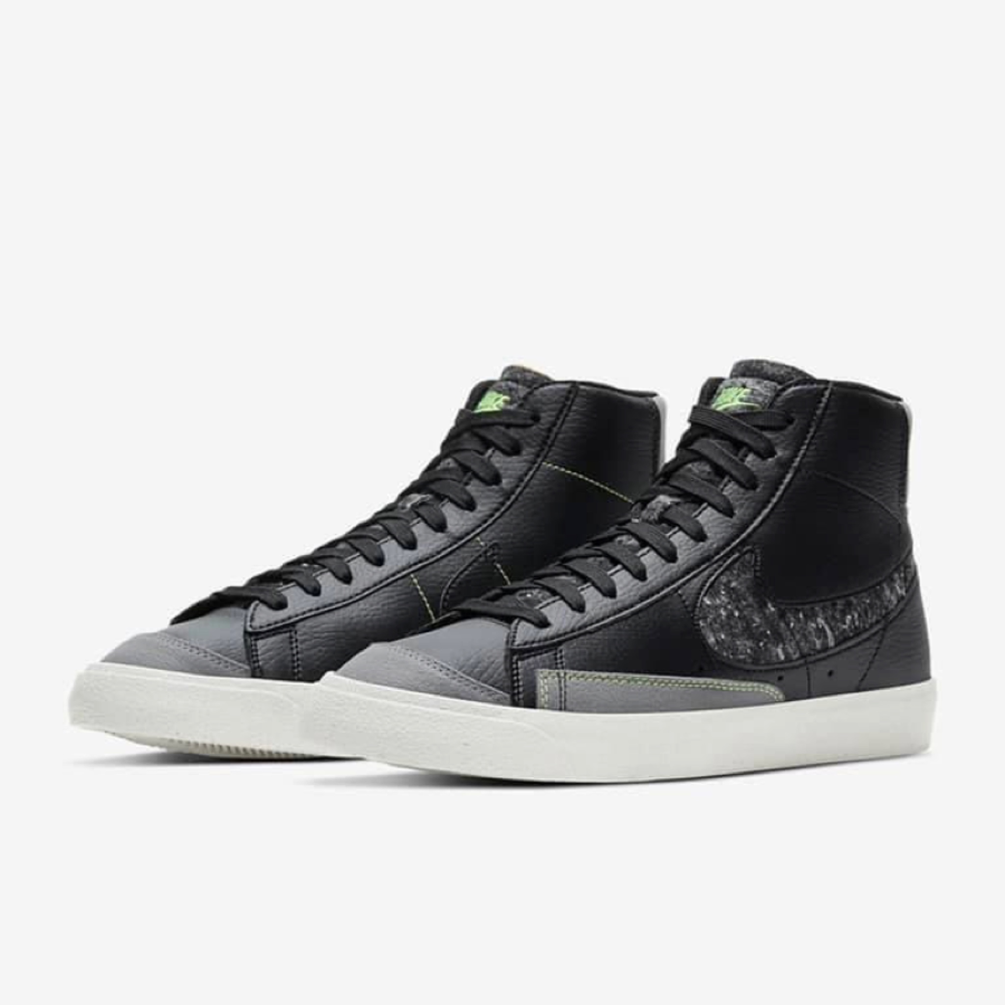 รองเท้า Nike Blazer Mid ‘77 ‘LIMITED’ (M10US)