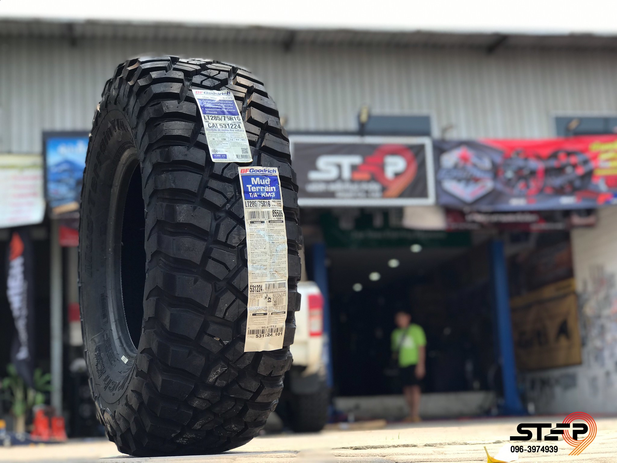 BF GOODRICH KM3 285/75-16 ราคาถูก ต้อง STEP9 เท่านั้น