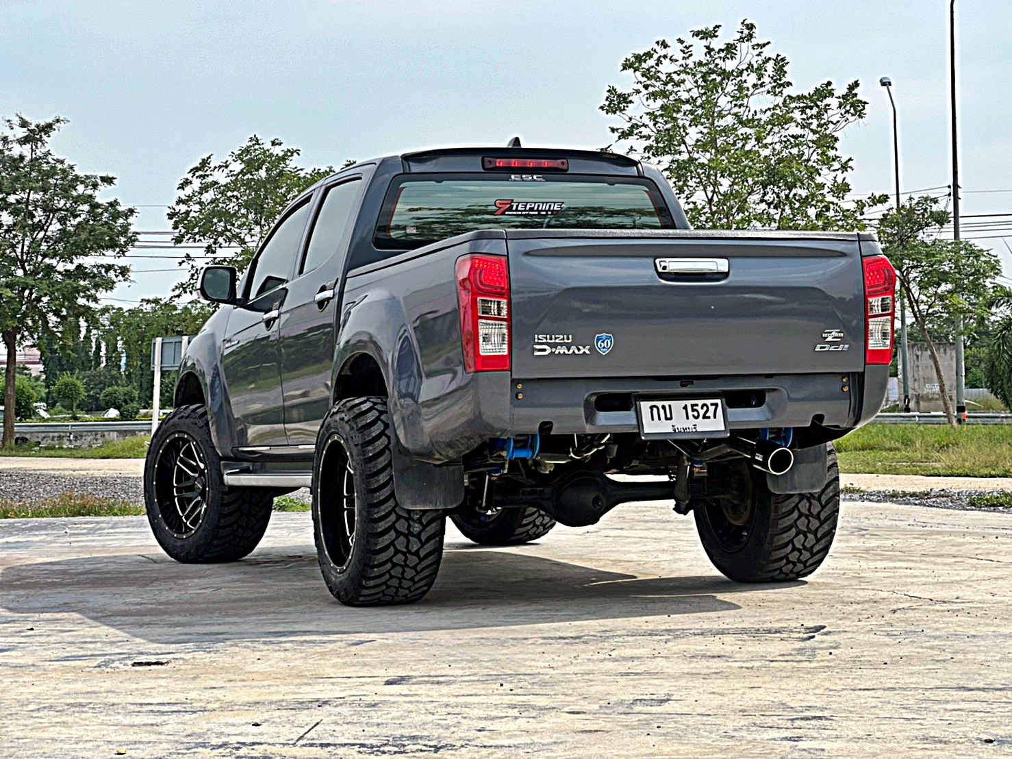 D_MAX_จองคิวมาจากจันทบุรี ทำทรงเมกาที่ STEP9