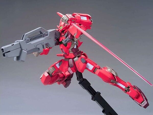 GNY-001F Gundam Astraea Type-F (1/100)