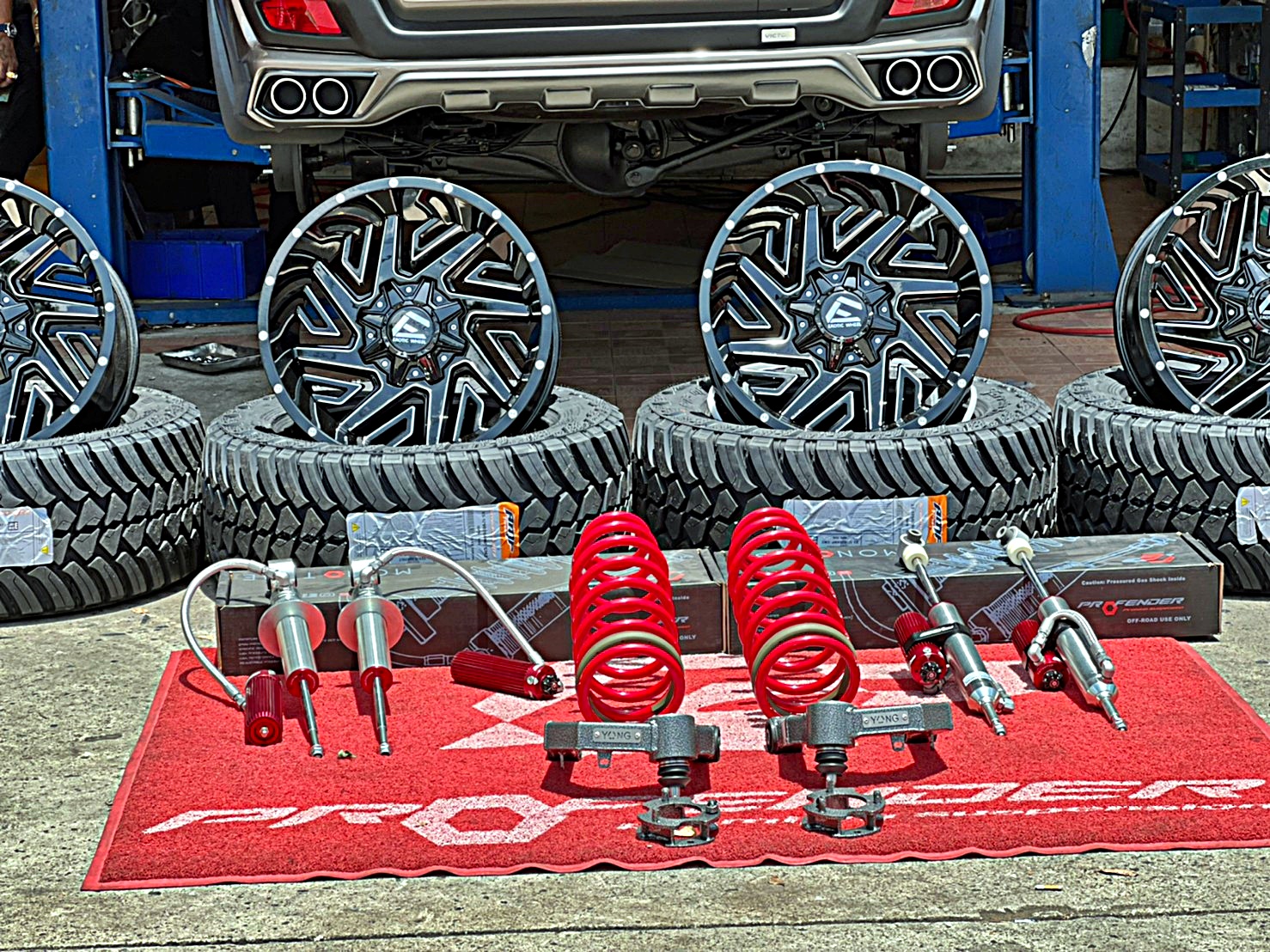 FORD_EVEREST_ทรงเมกา ที่ STEP9