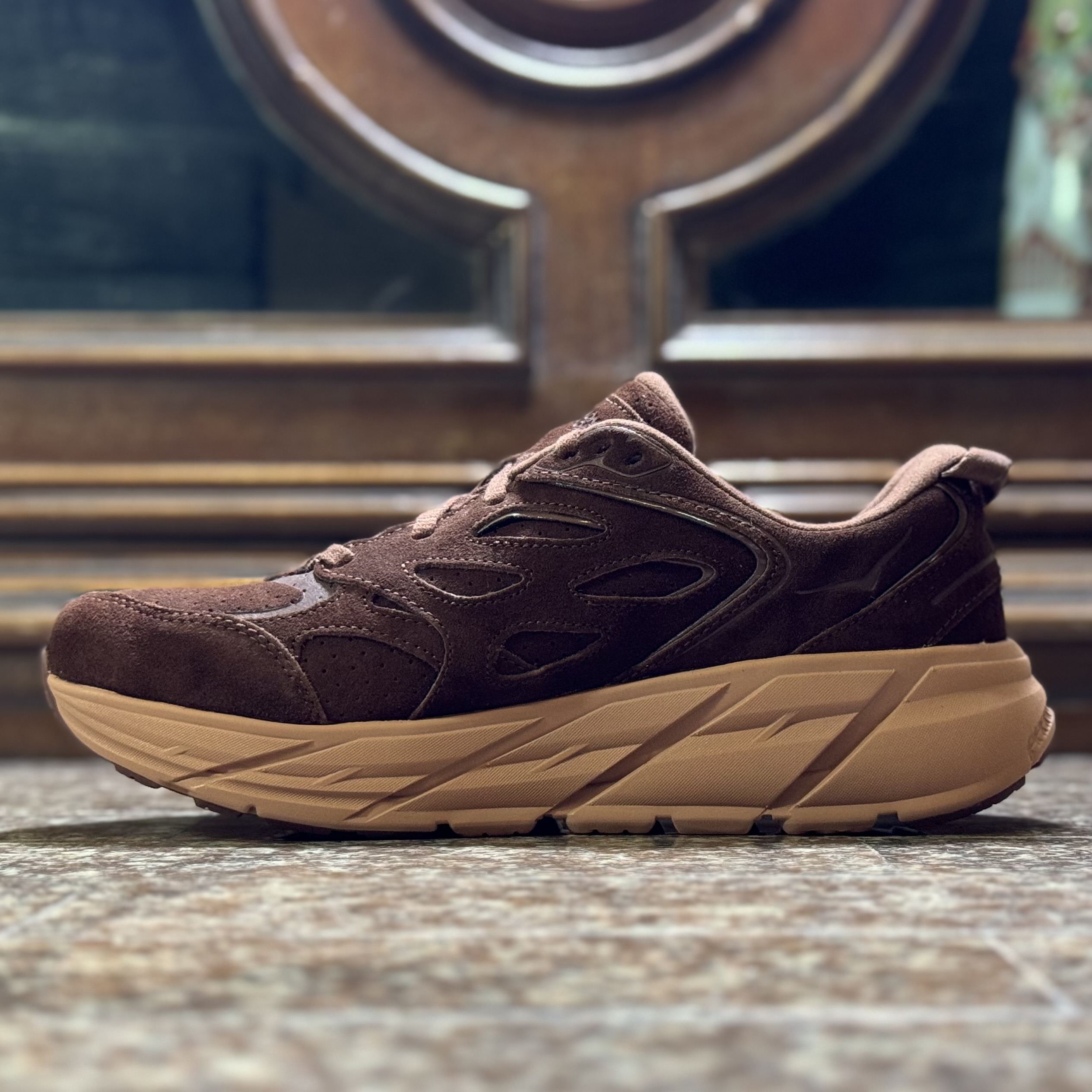 รองเท้า HOKA Clifton L Suede ‘Cappuccino’ (M9/9.5US)