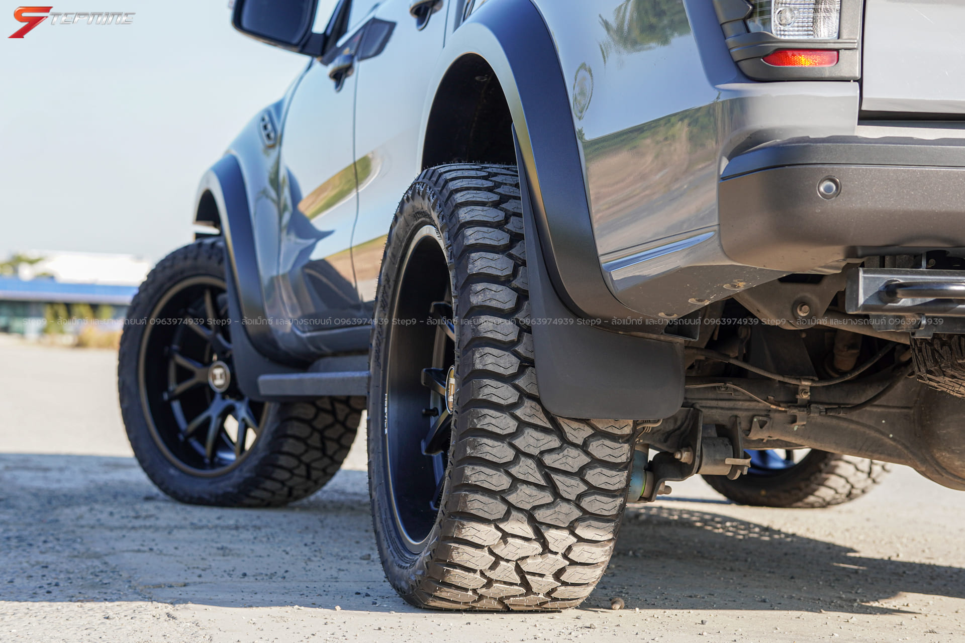 FORD RAPTOR ทรงเมกา ล้อแท้ HOSTILE ลายเขากวาง