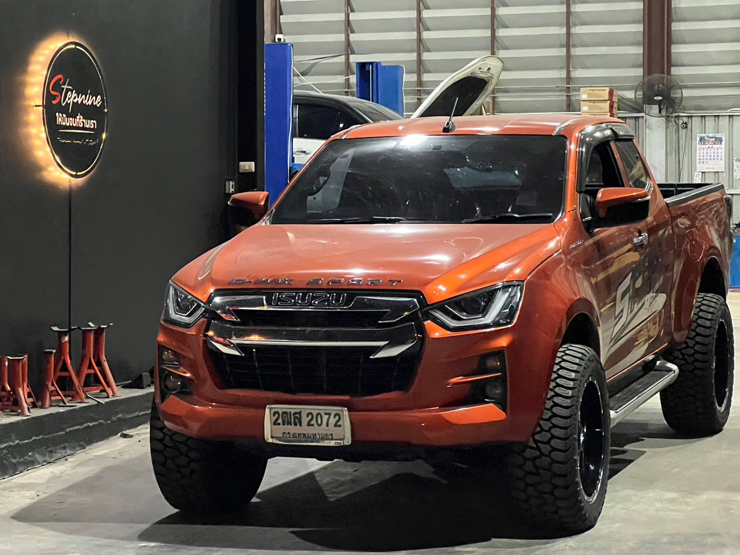 ISUZU D-MAX แต่งทรงเมกาที่ STEP9