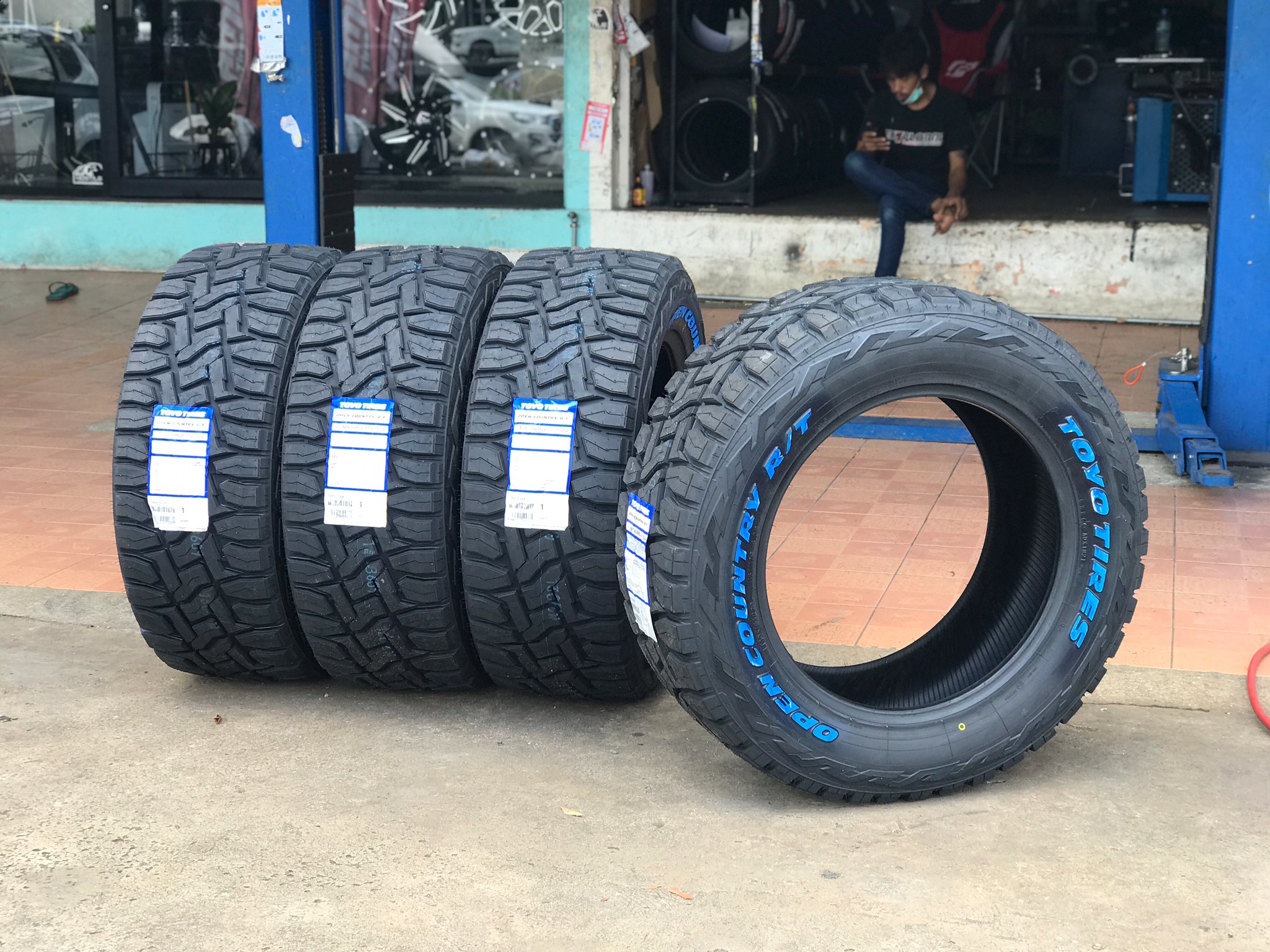 TOYO 305/55-20 OPENCOUNTRY RT