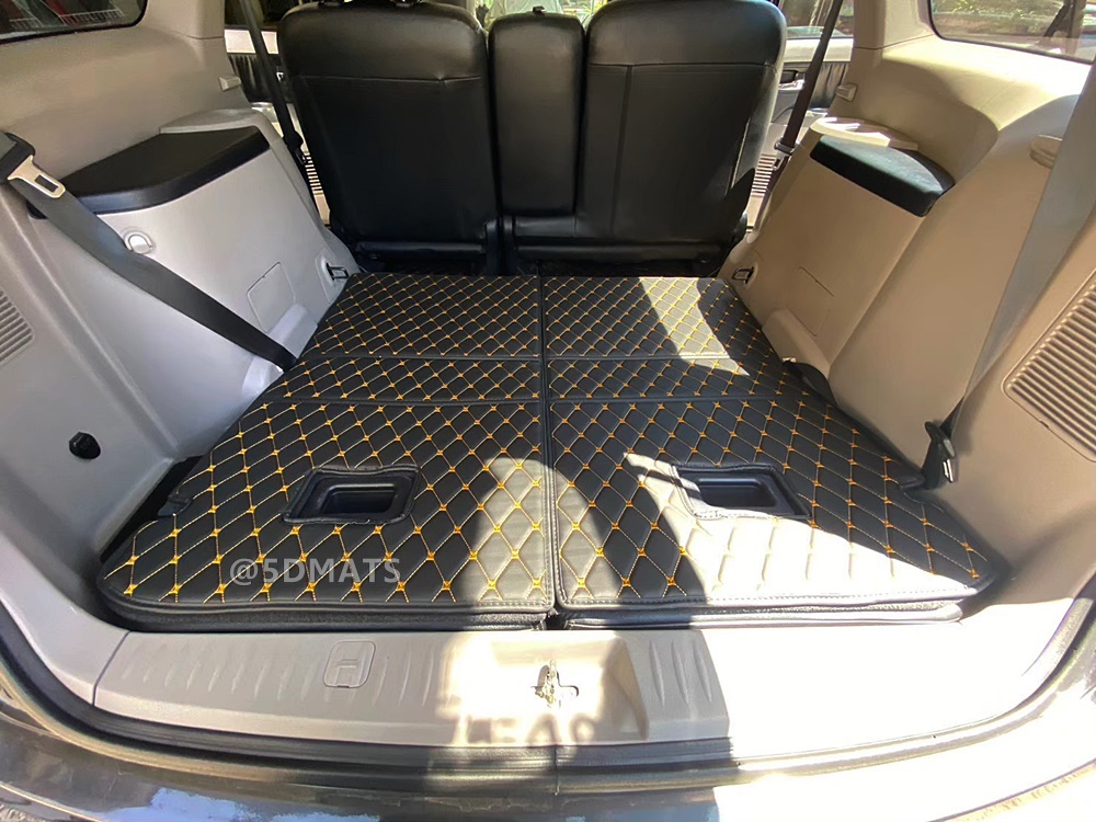 พรมปูพื้นรถยนต์ 7D MITSUBISHI SPACE WAGON พรม7D สเปซวากอน เสริมใยดักฝุ่น ทั้งคัน เข้ารูป (พร้อมส่ง)