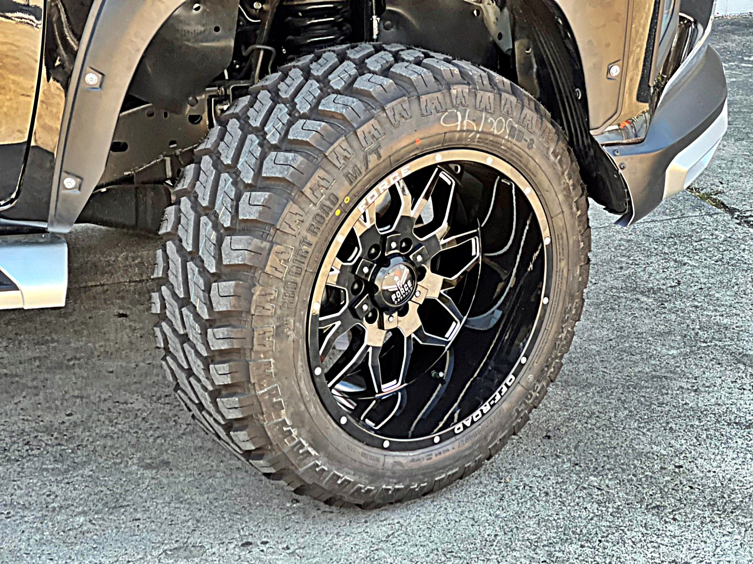 TRITON ทรงเมกา ล้อ FORCE ที่ STEP9