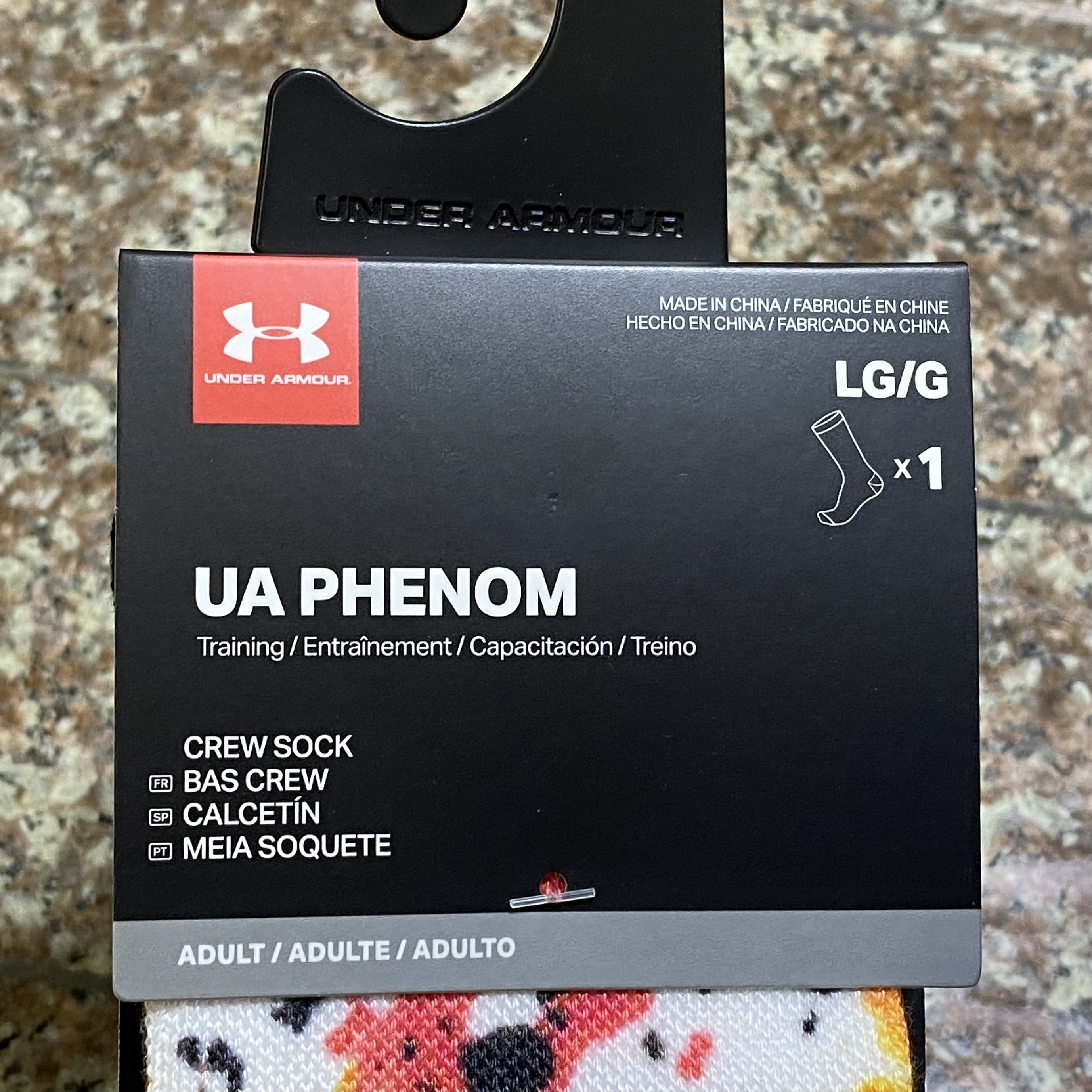 ถุงเท้าวิ่ง Under Armour Kazoku Crew Socks ‘LIMITED’ (LG)