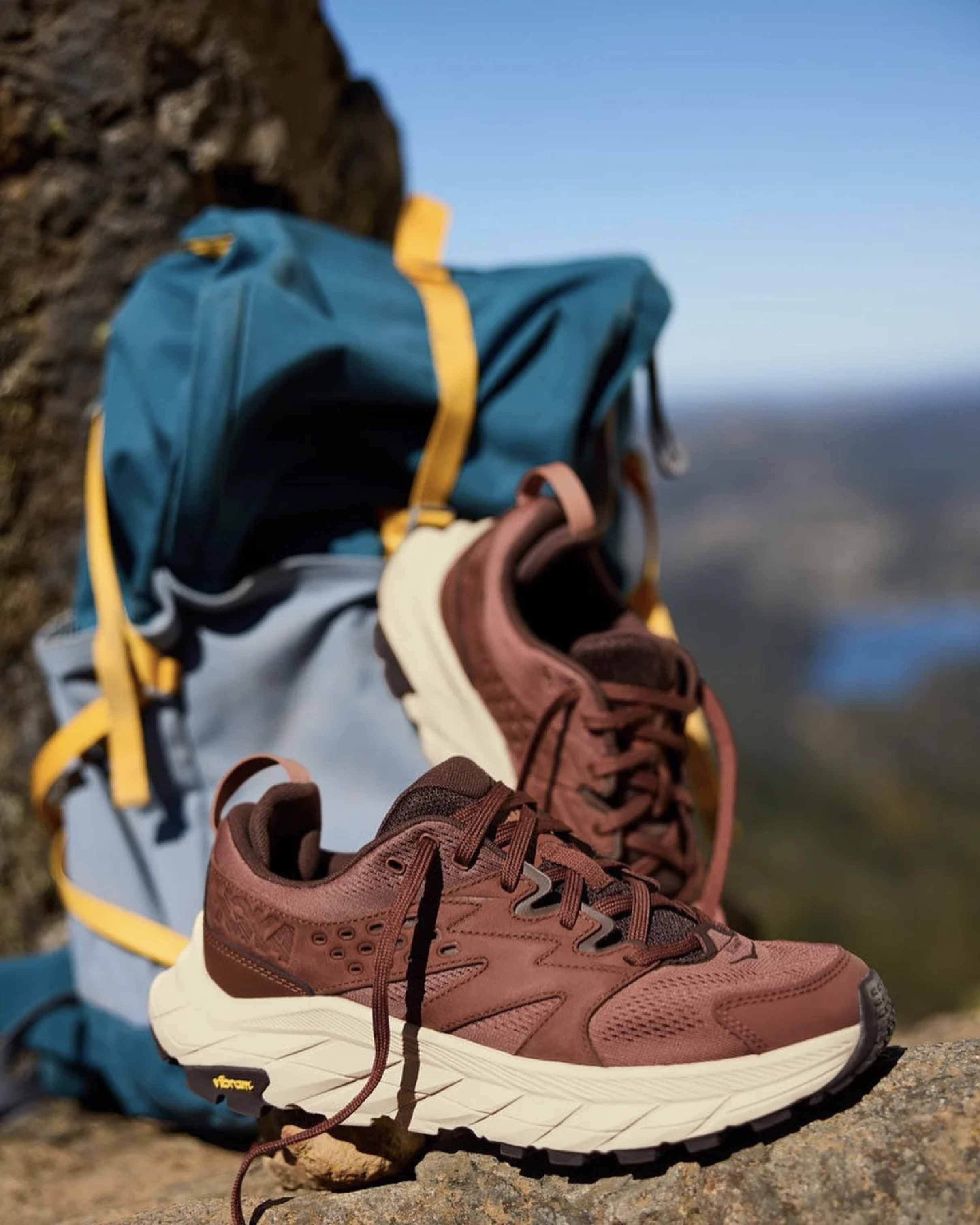 รองเท้าเดินป่า HOKA Anacapa Breeze Low ‘Baked Clay’ (M7-15US)