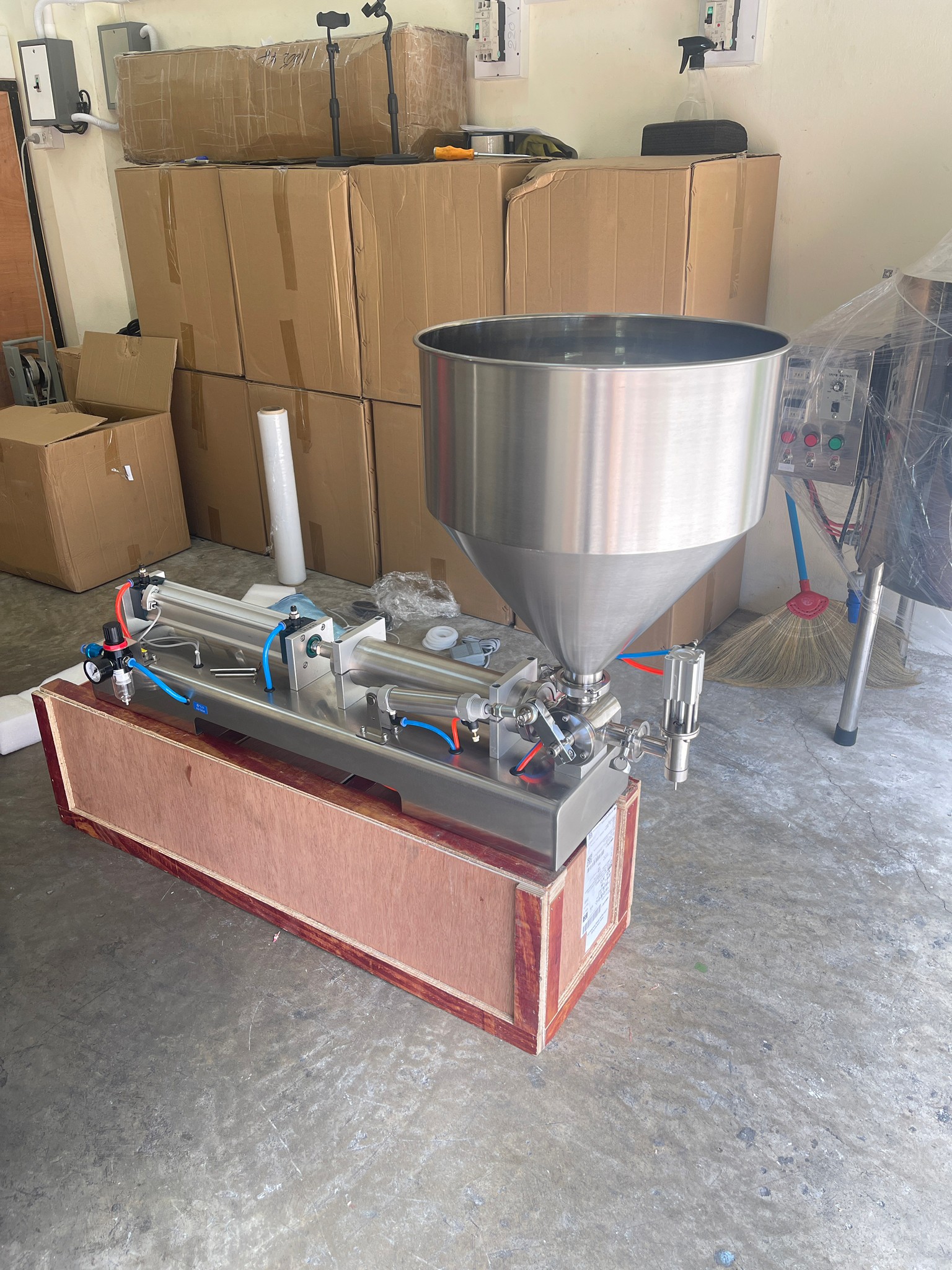 เครื่องบรรจุของเหลวแบบแนวนอน ครีม ซอสอาหาร ซอสมะเขือ G1WTD