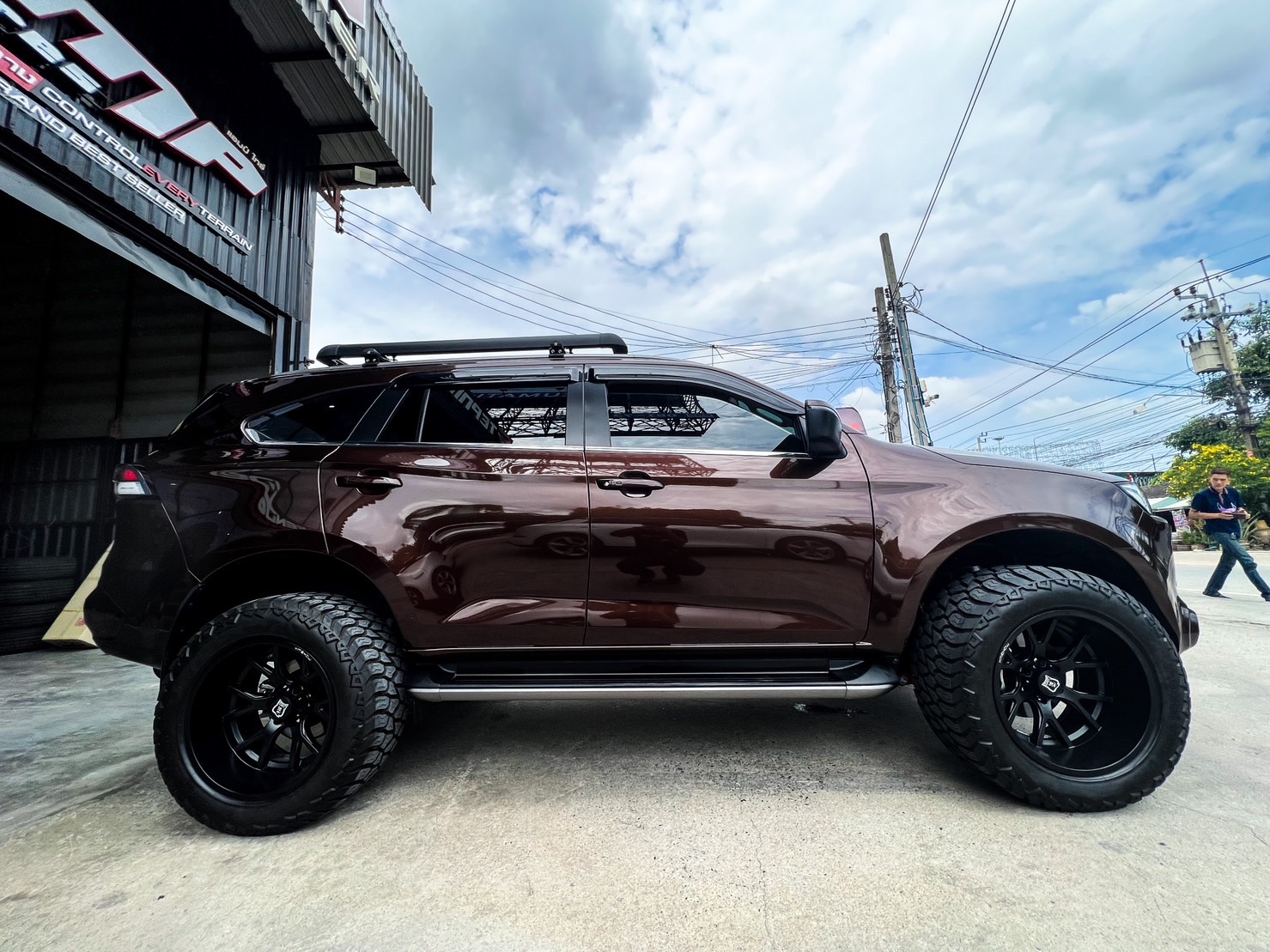 ISUZU MU-X ทรงเมกา งบ 180,000✅✅