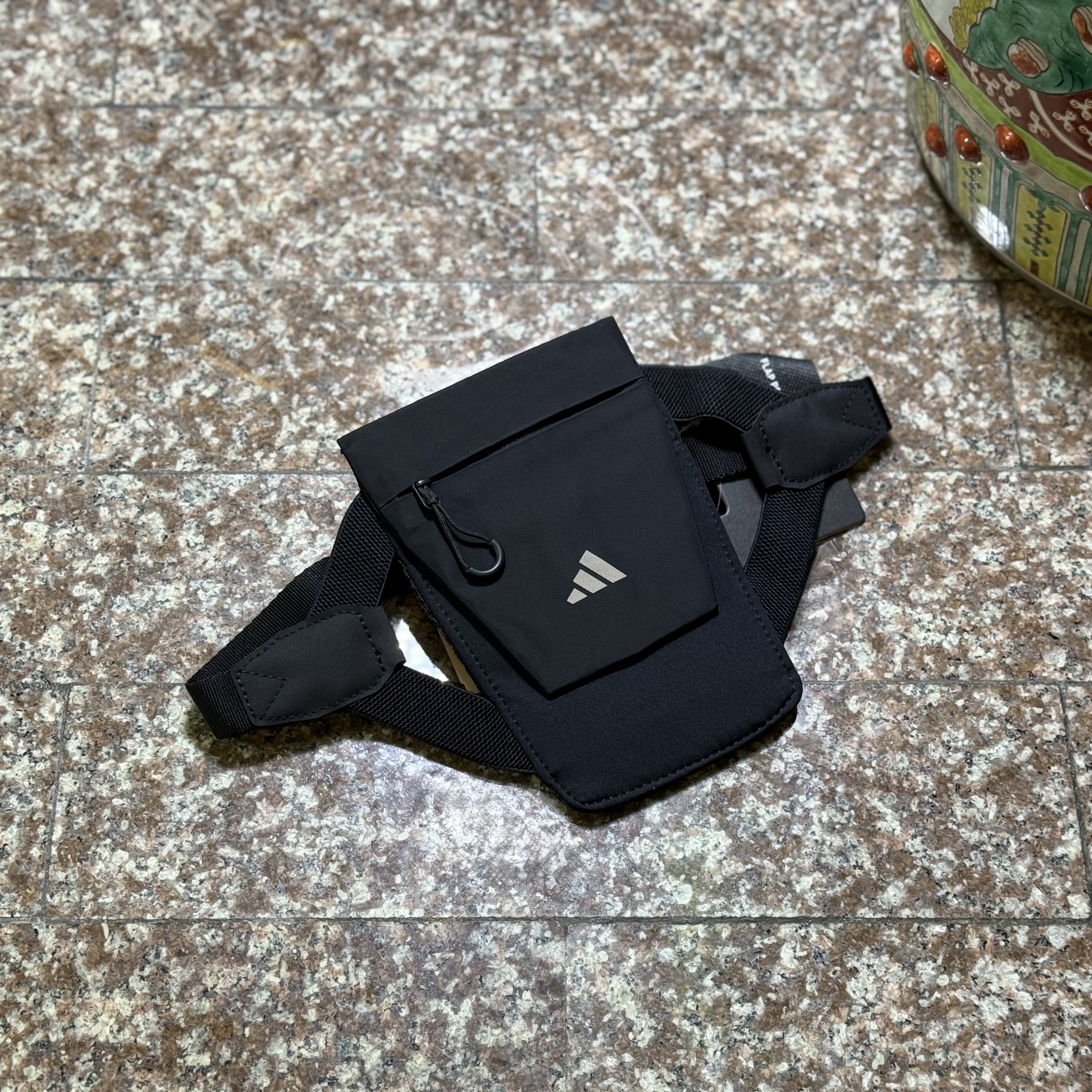 กระเป๋าวิ่ง Adidas Running Pocket Bag ‘BLACK’