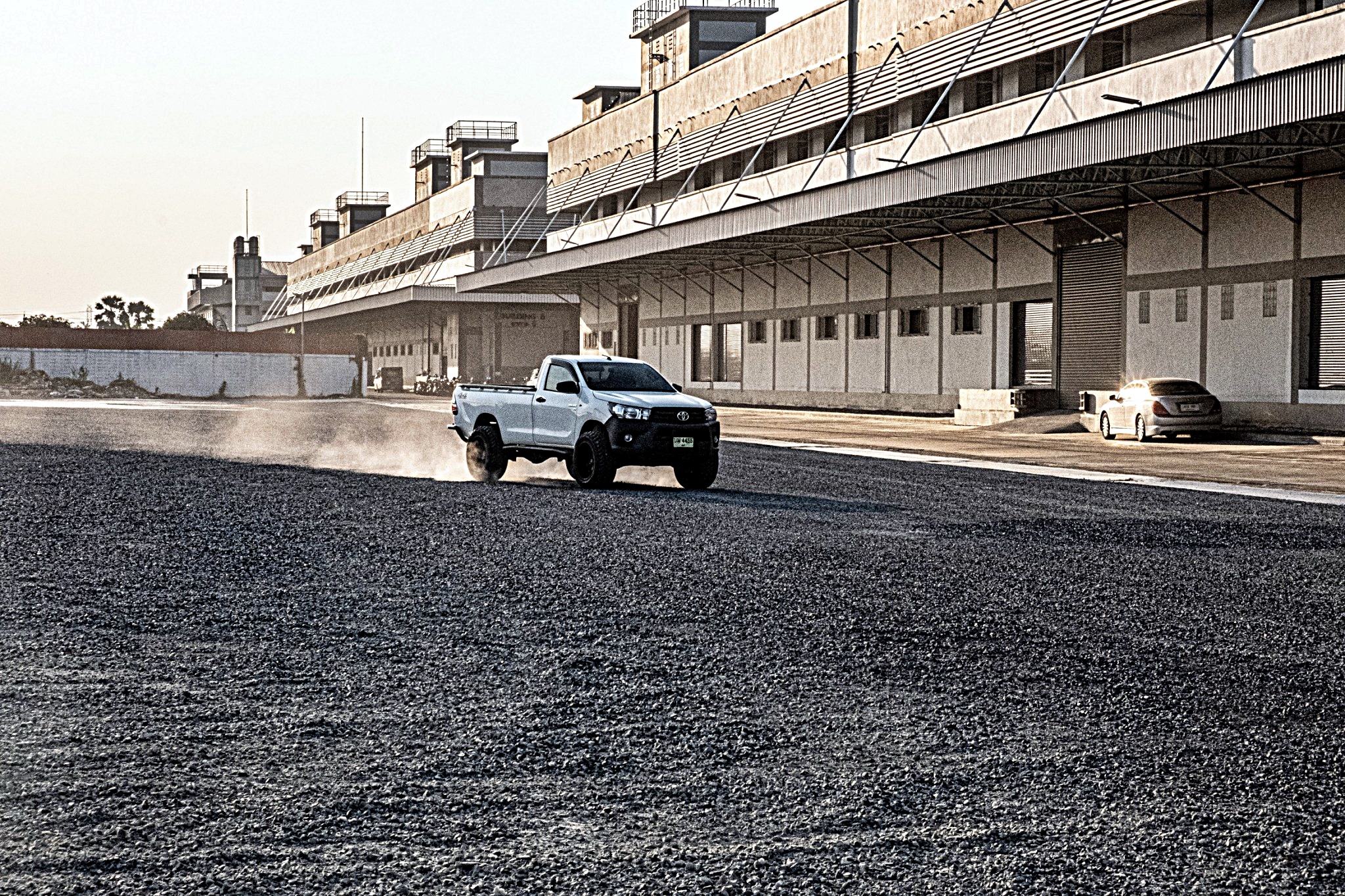 REVO หัวเดียว จองคิวจากแพร่ ทำทรงเมกาที่ STEP9