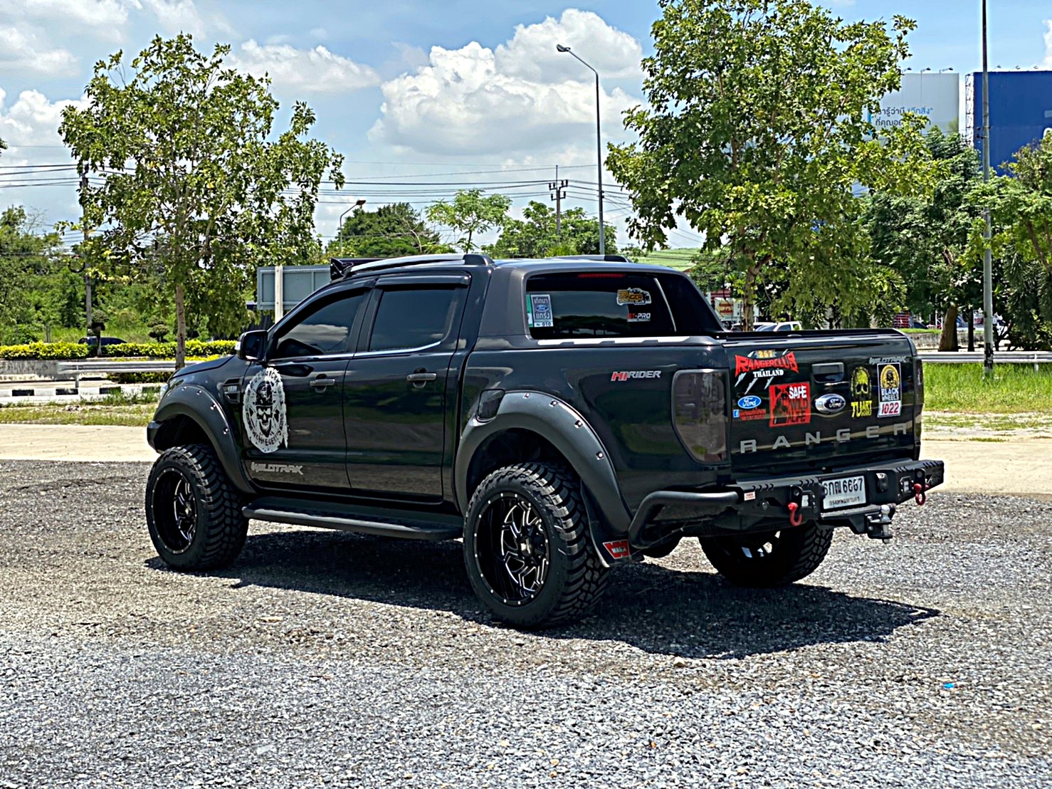 FORD WILDTRACK ทรงเมกา