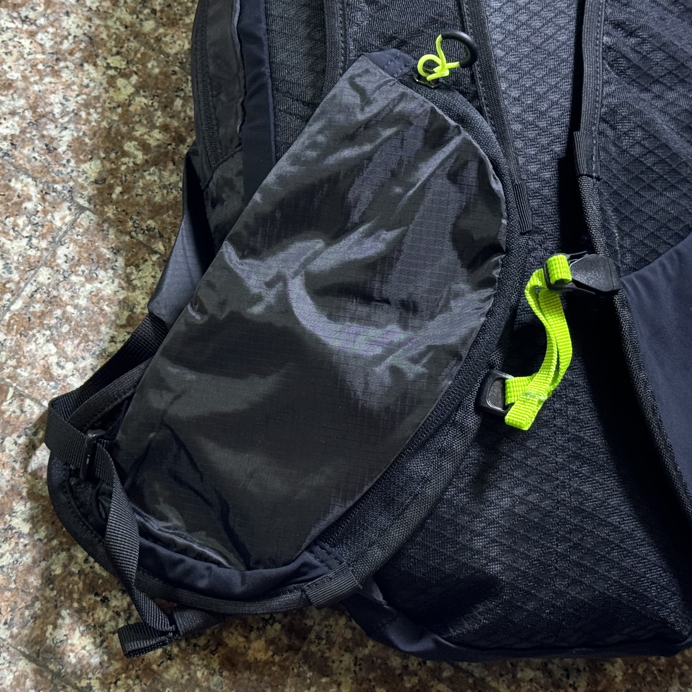 กระเป๋าวิ่ง ASICS Trail BackPack ‘BLACK’ (10L)