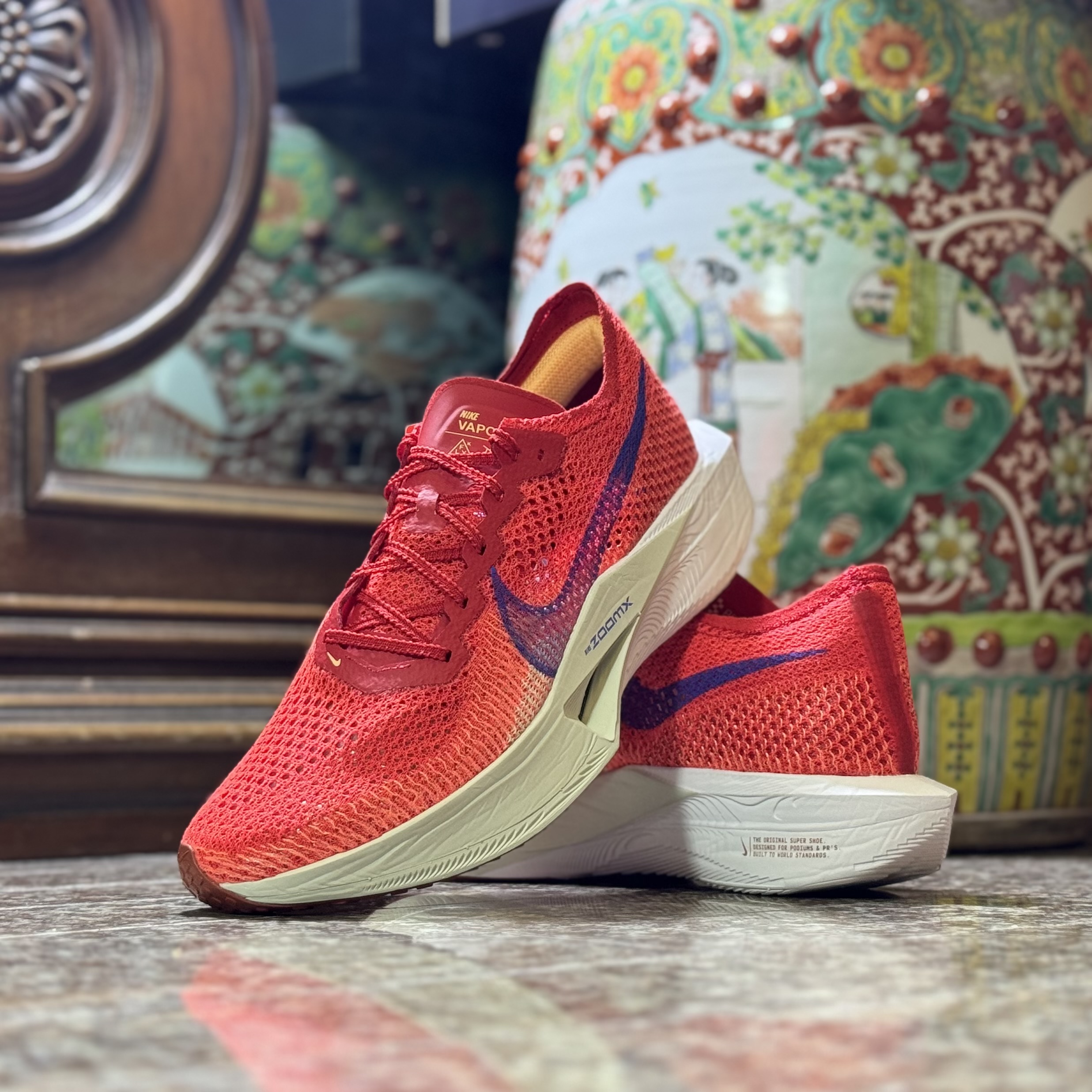 รองเท้าวิ่ง Nike ZoomX Vaporfly Next% 3 (M10/11US)