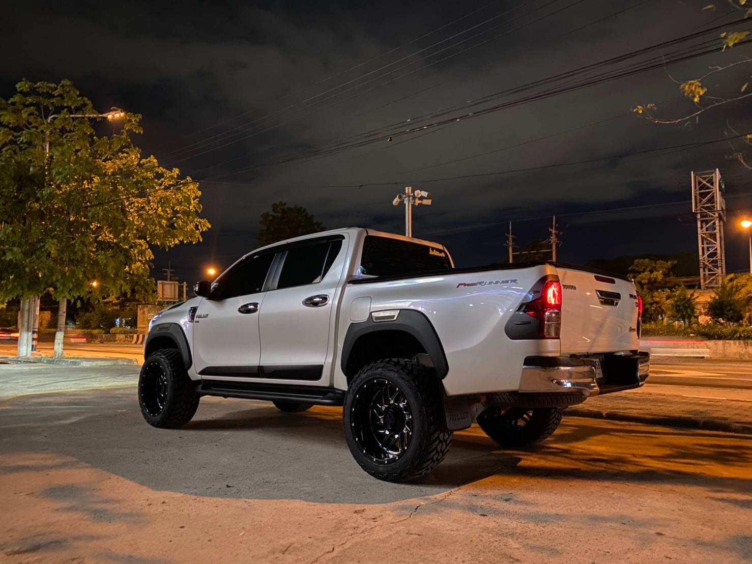 REVO จัดทรงเมกาที่ STEP9