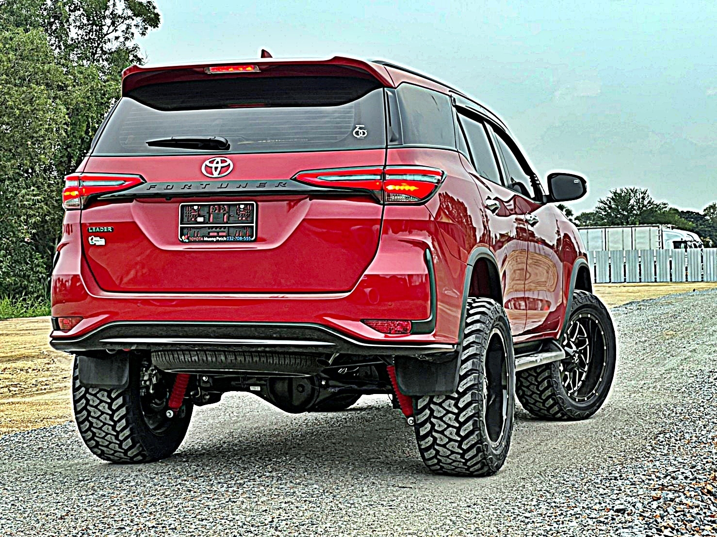 เฮียสั่งลุย โปรโมชั่น ปีใหม่ ล้อยาง ทรงเมกา