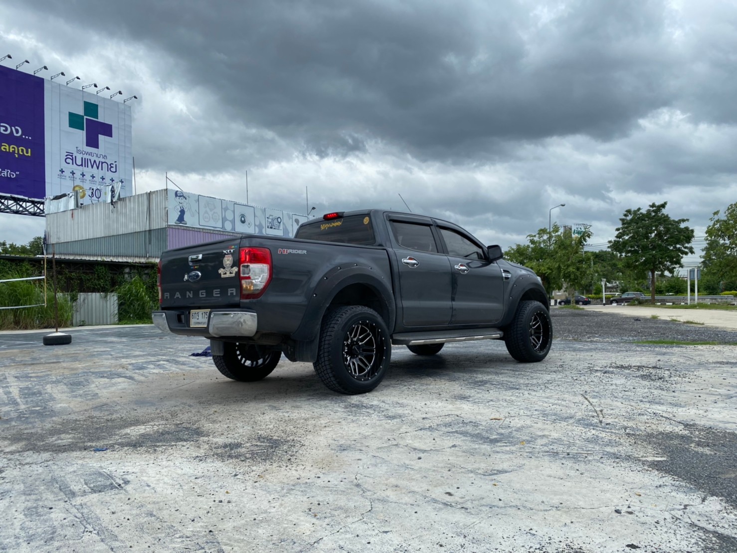 FORD ทรงเมกา ล้อเทพลึกสุดตาราง